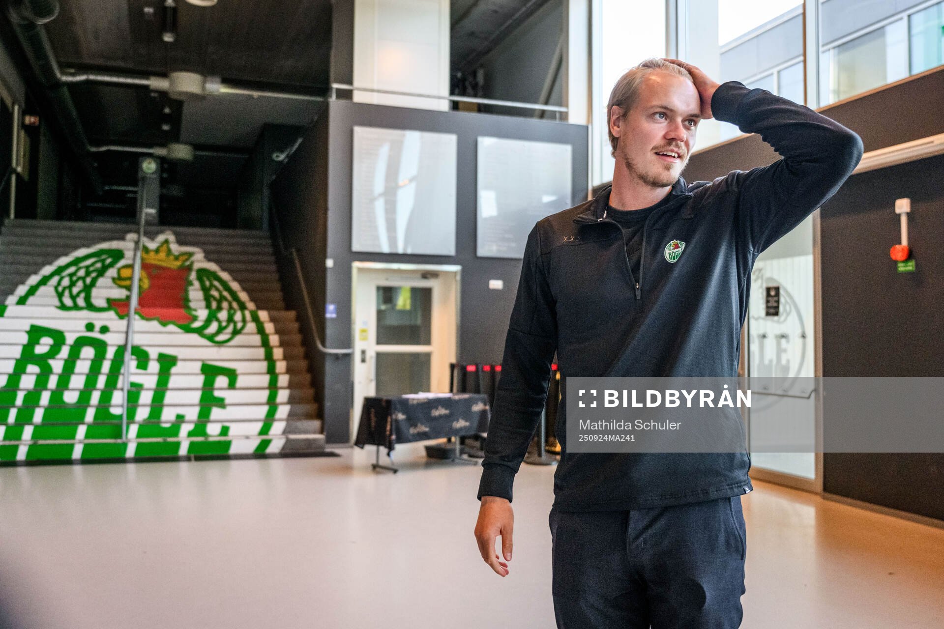 Rögles assisterande tränare i U16 Jakob Bondesson