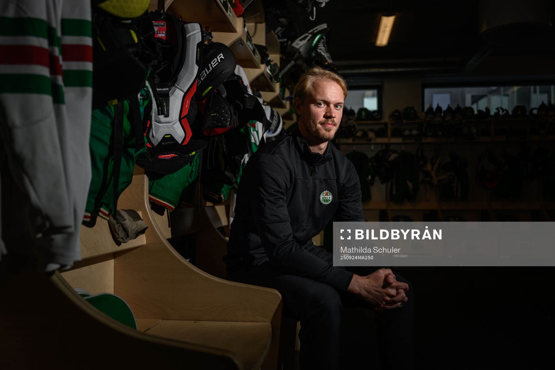 Rögles assisterande tränare i U16 Jakob Bondesson
