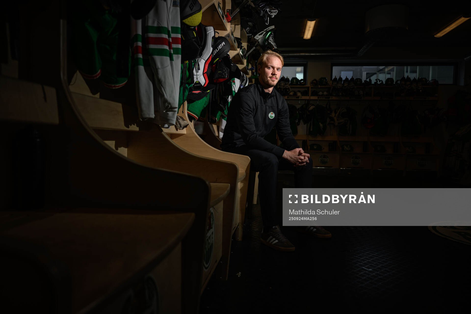 Rögles assisterande tränare i U16 Jakob Bondesson