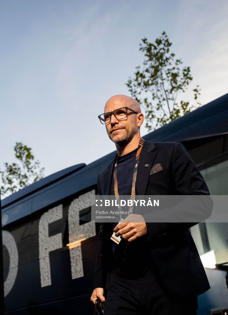 Malmö FFs head coach Henrik Rydström arrives at the