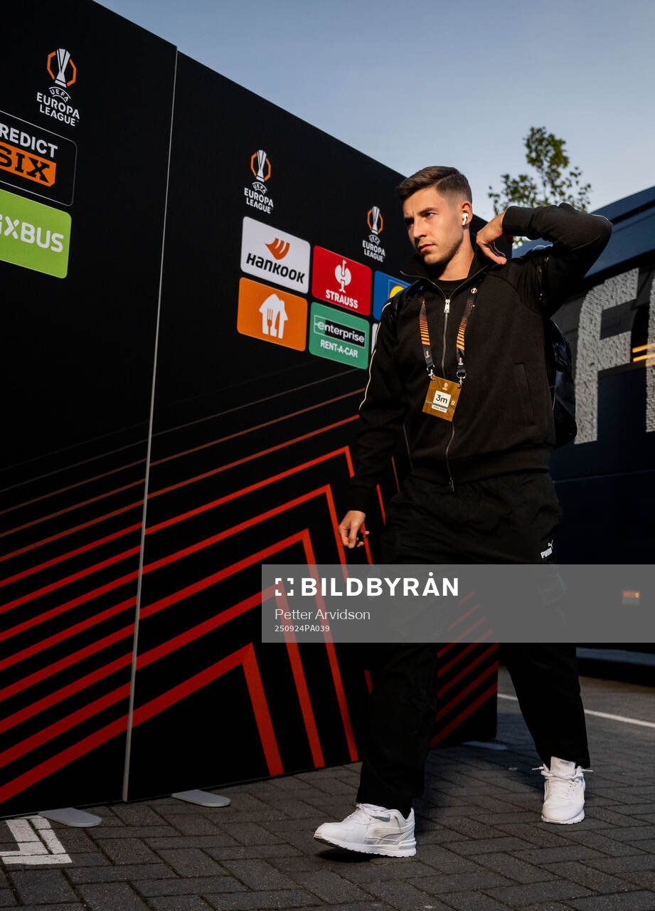 Malmö FFs Lasse Berg Johnsen arrives at the stadium