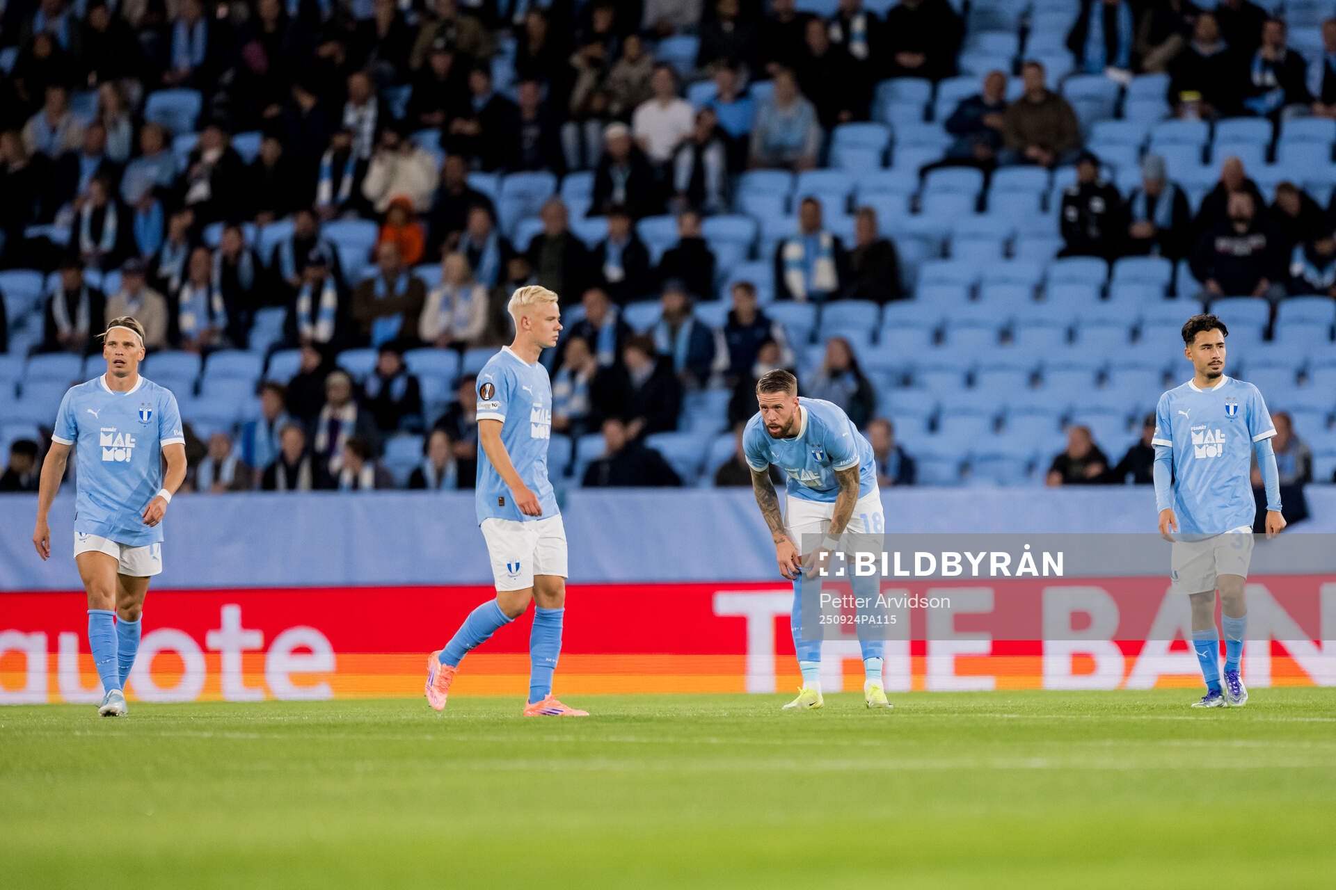 Otto Rosengren and Pontus Jansson of Malmö FF look dejected