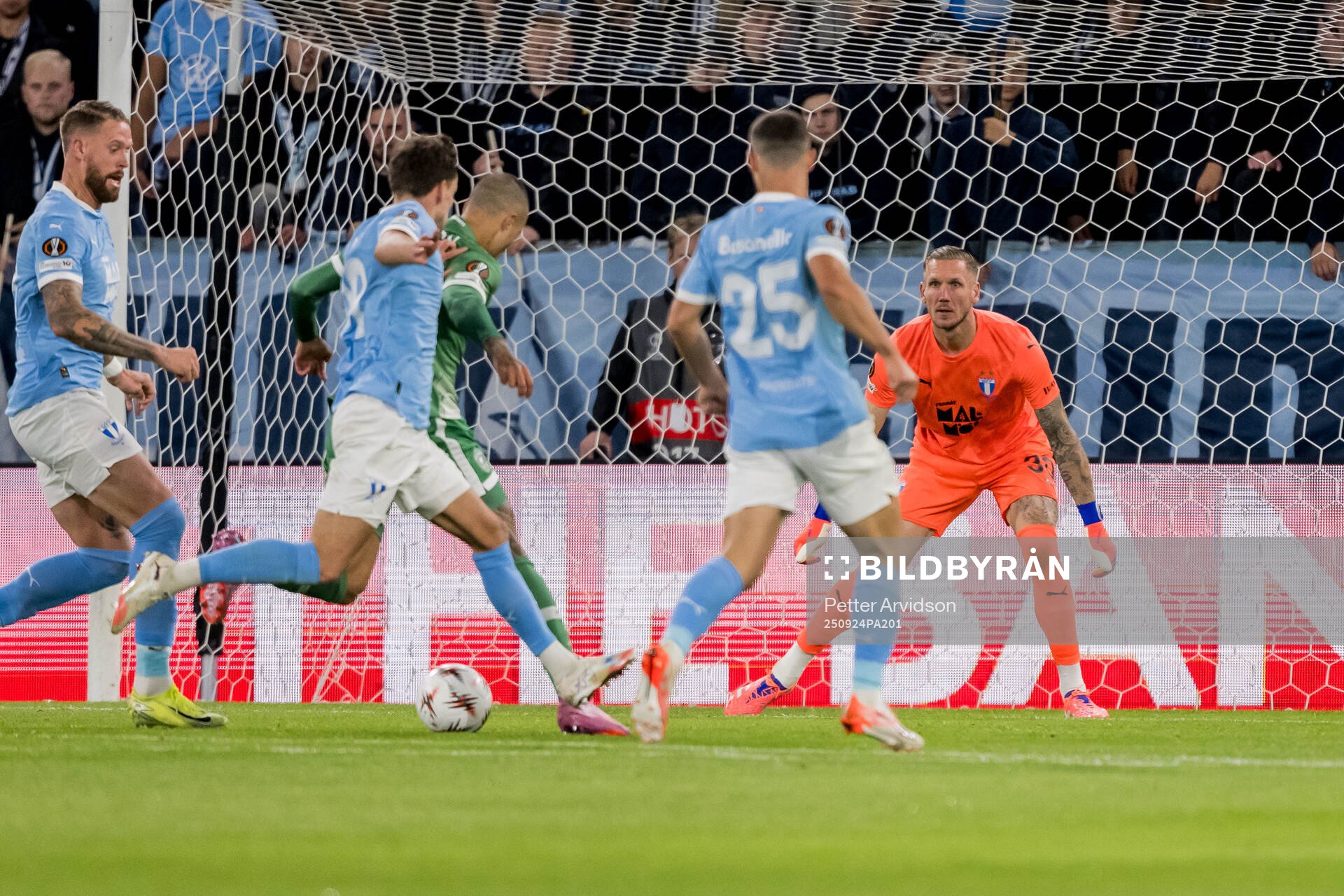 Goalkeeper Robin Olsen of Malmö FF