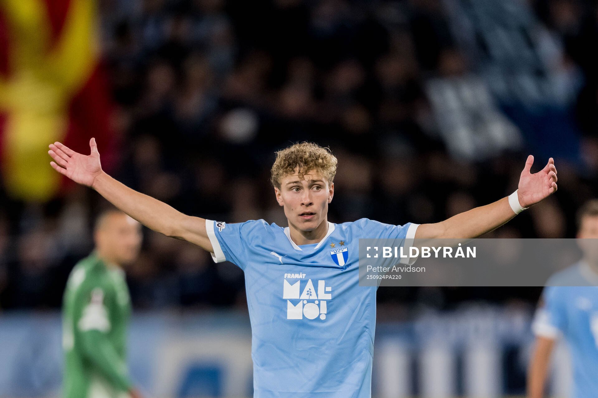 Hugo Bolin of Malmö FF reacts