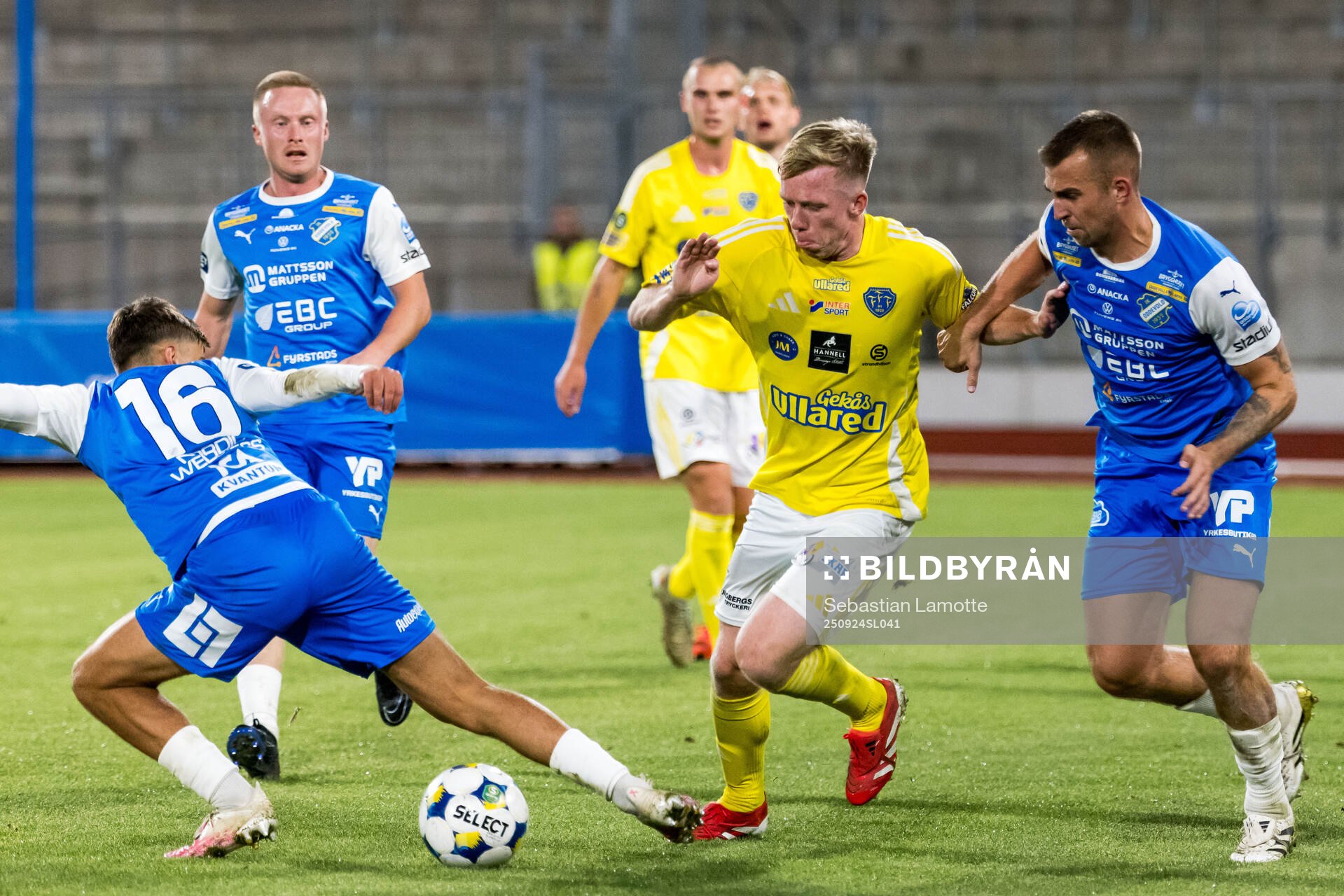 Falkenbergs Lucas Sibelius mot Oddevolds Emir Derviskadic
