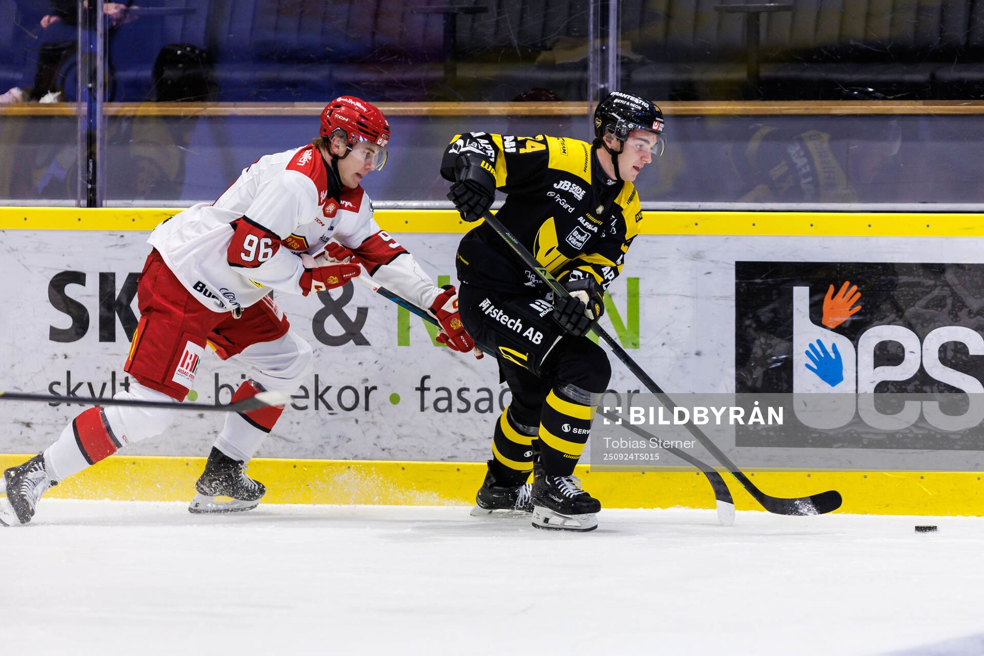 Almtunas William Proos och Västerås Joel Kant