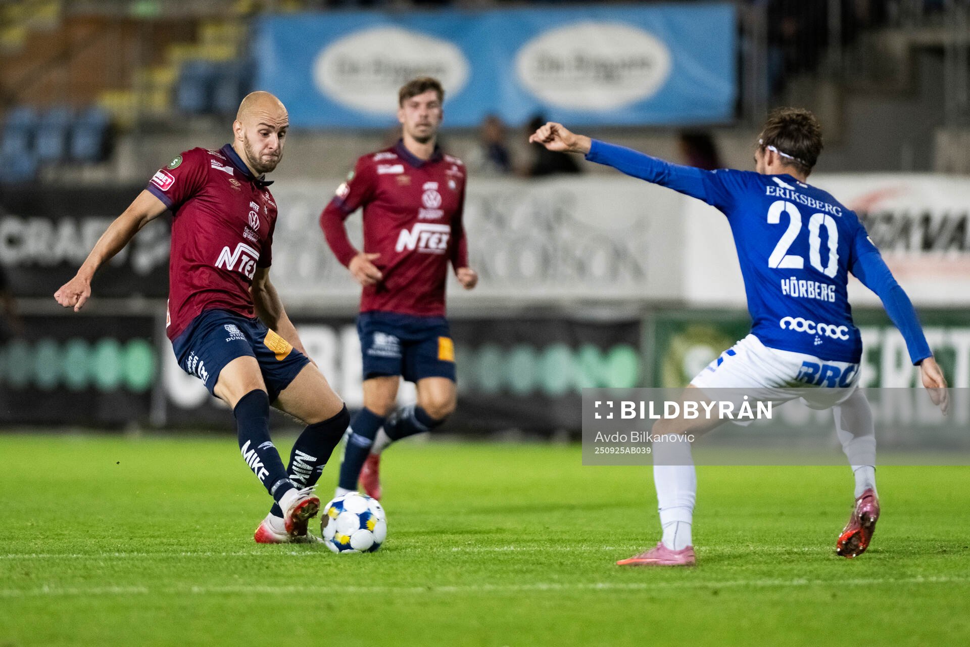 Örgrytes Amel Mujanic och Trelleborgs Felix Hörberg