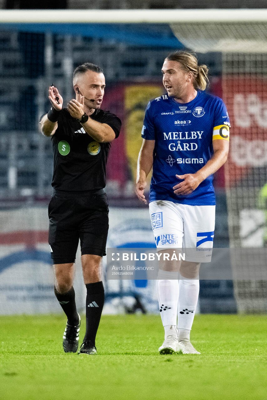 Domare Jasmin Svraka och Trelleborgs Charlie Weberg