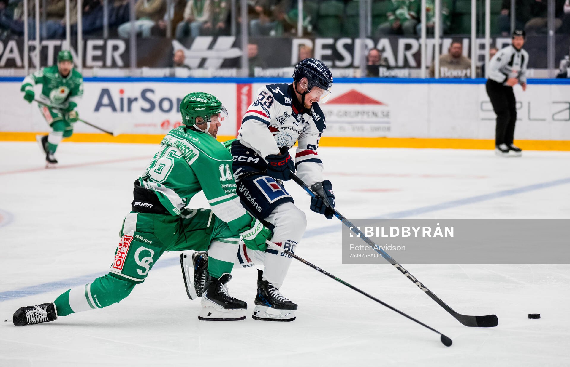 Rögles Lukas Ekeståhl-Jonsson och Linköpings Adam