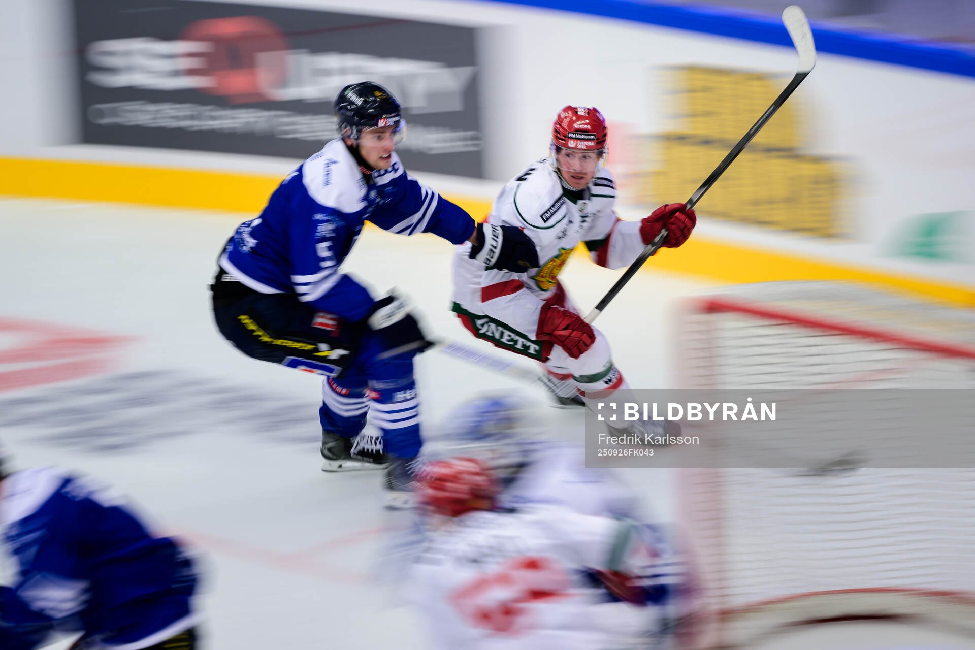 Karlskogas Jonatan Lundgren och Moras Connor MacEachern