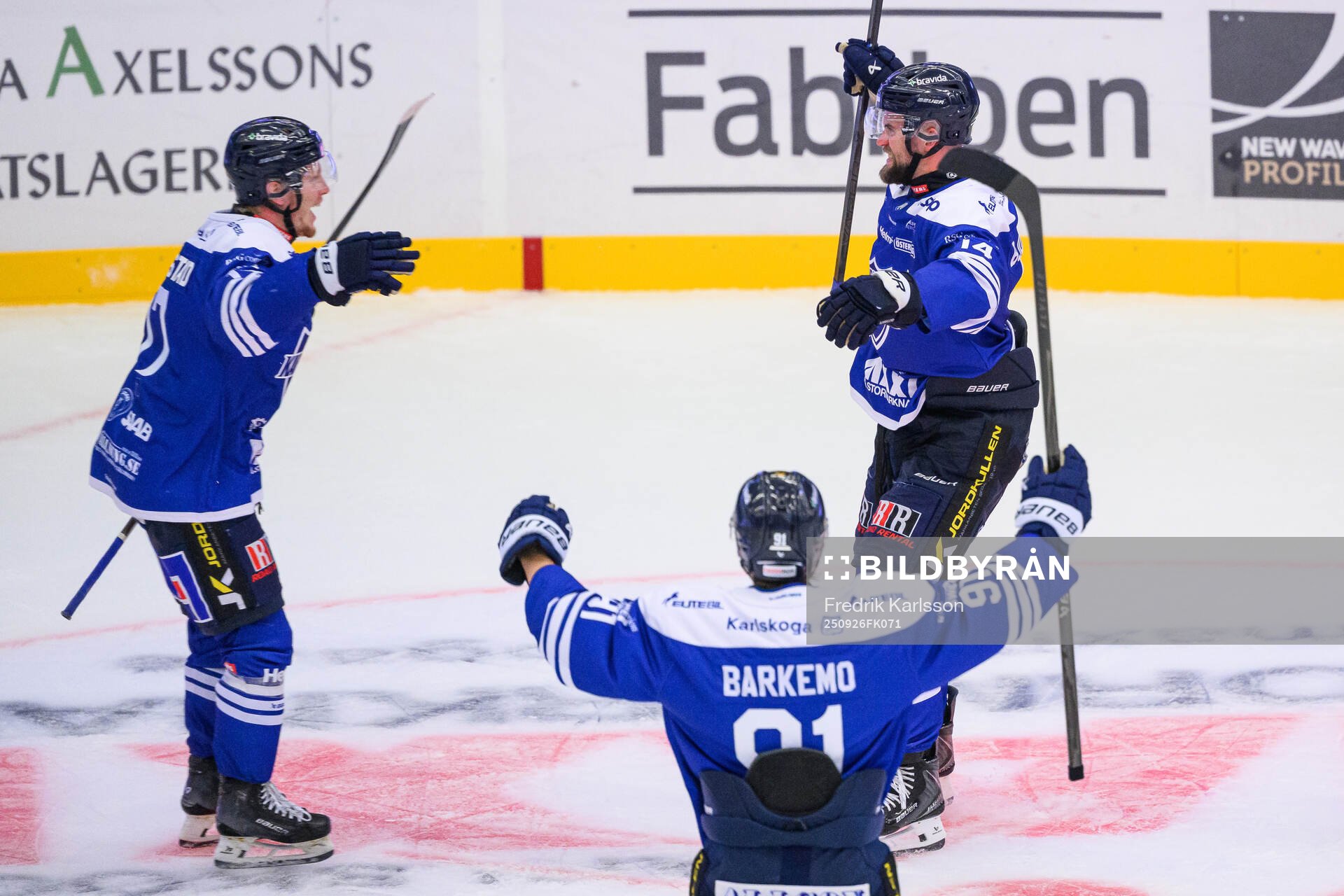 Karlskogas Åke Stakkestad och Henrik Björklund jublar