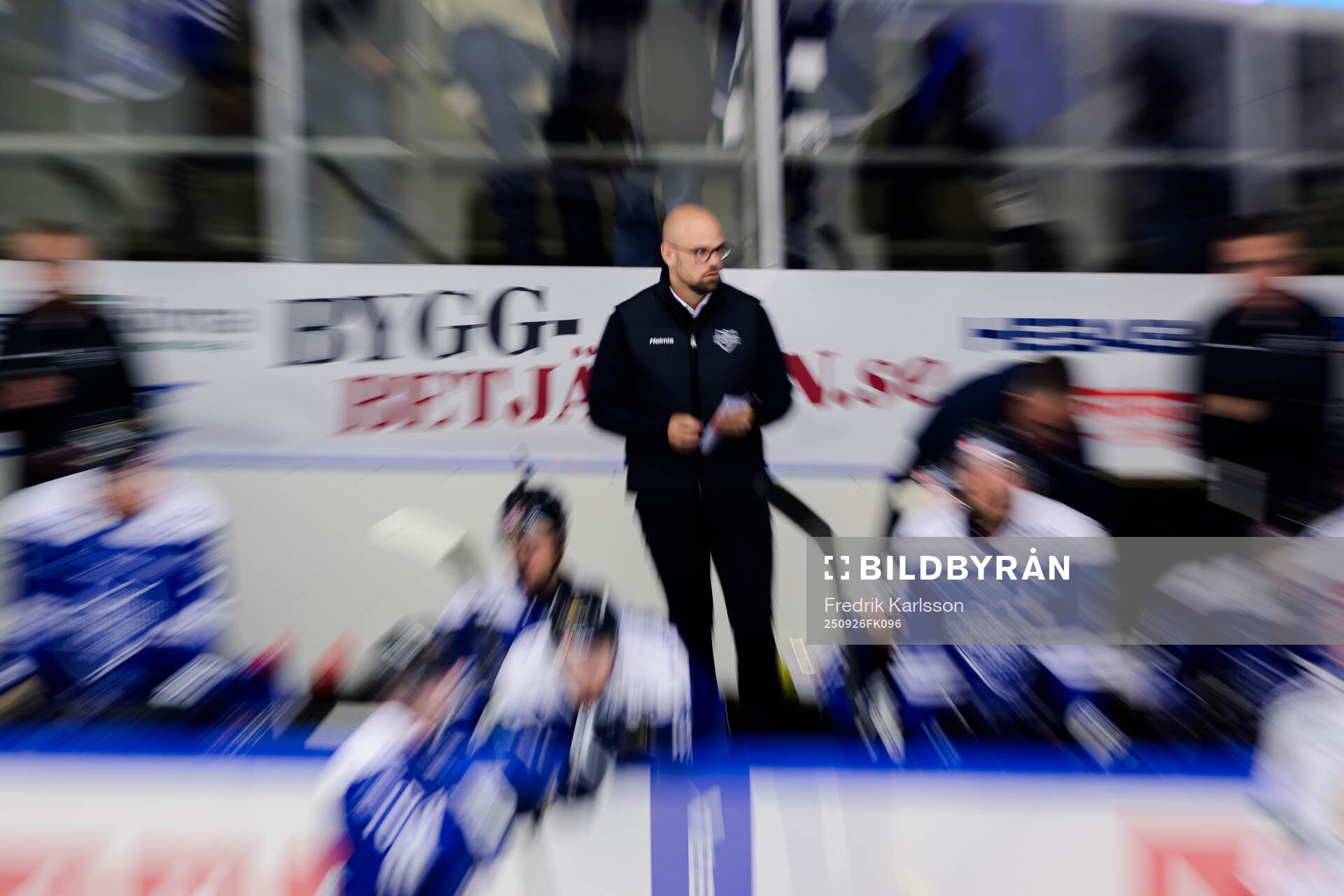 Karlskogas tränare Dennis Hall