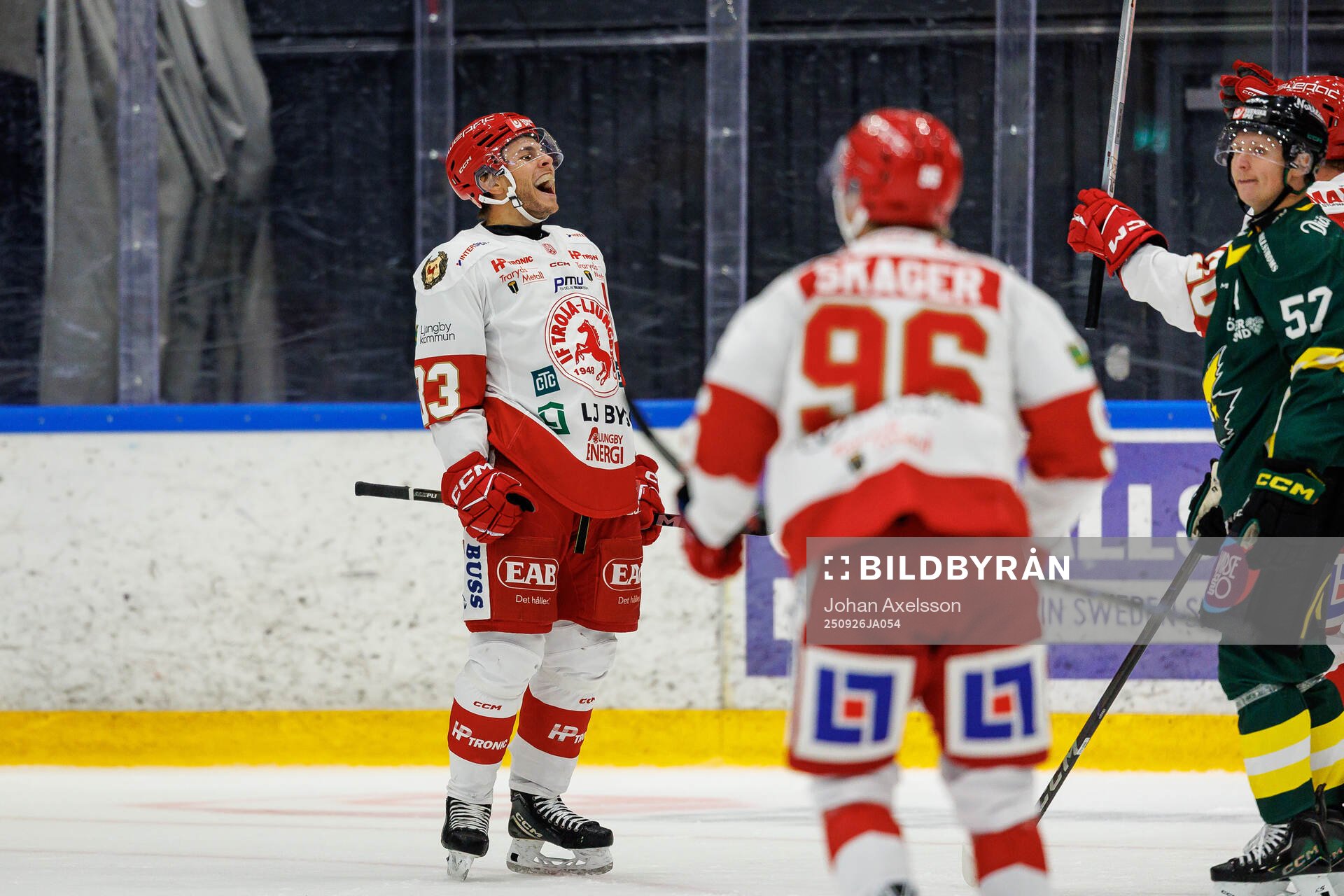Troja/Ljungbys Jonathan Wikström jublar