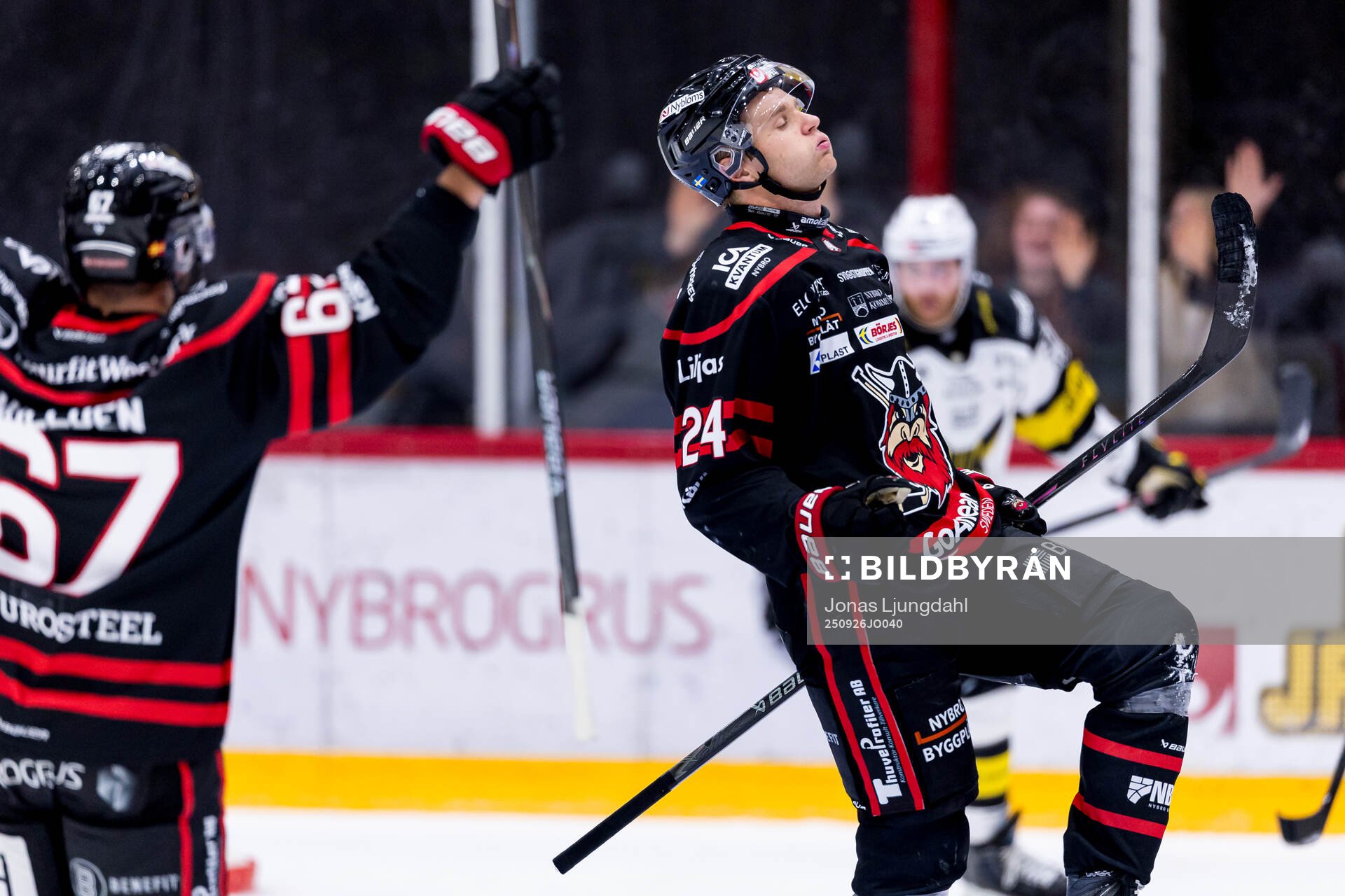 Nybros Hampus Eriksson jublar