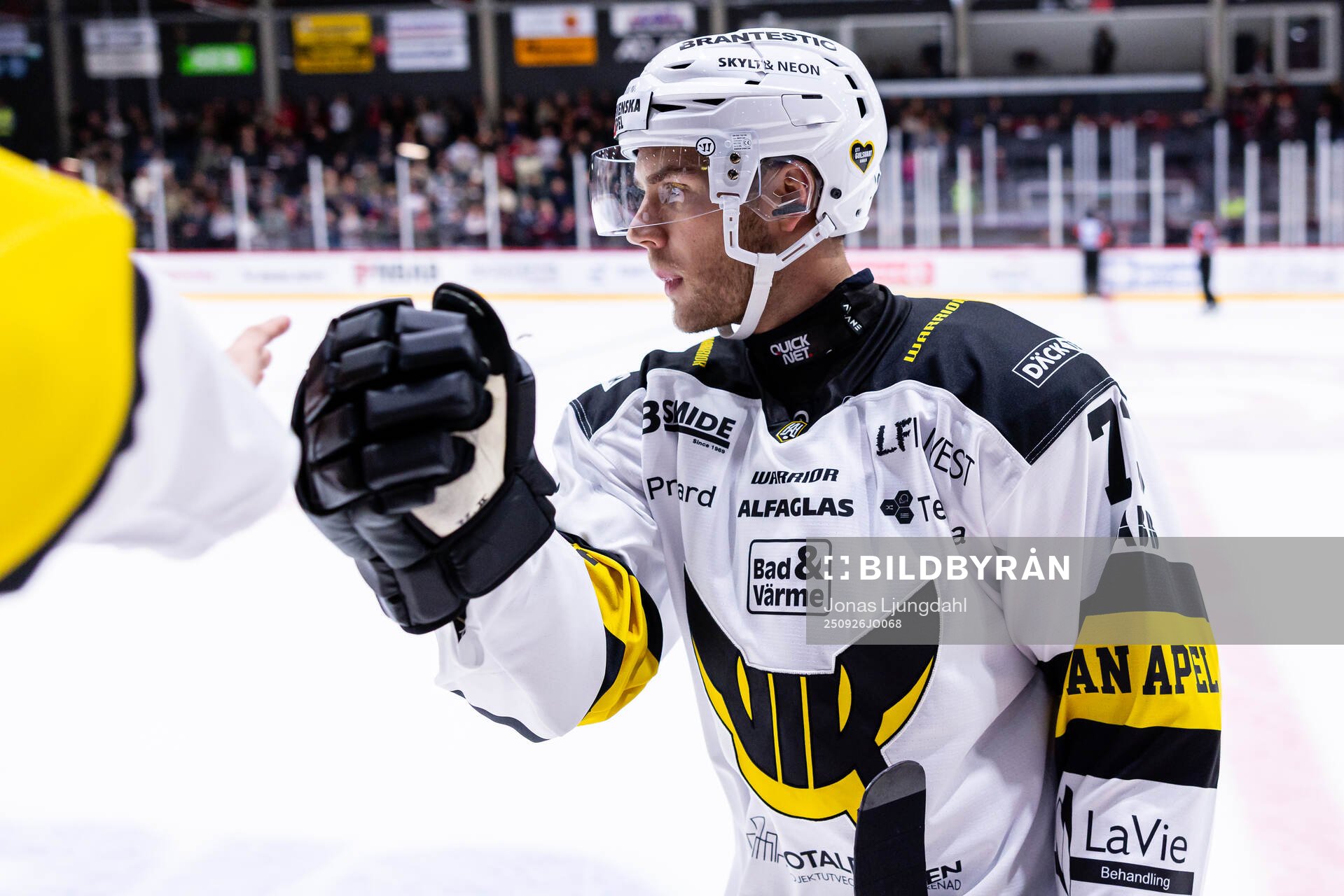 Västerås Anton Gradin jublar