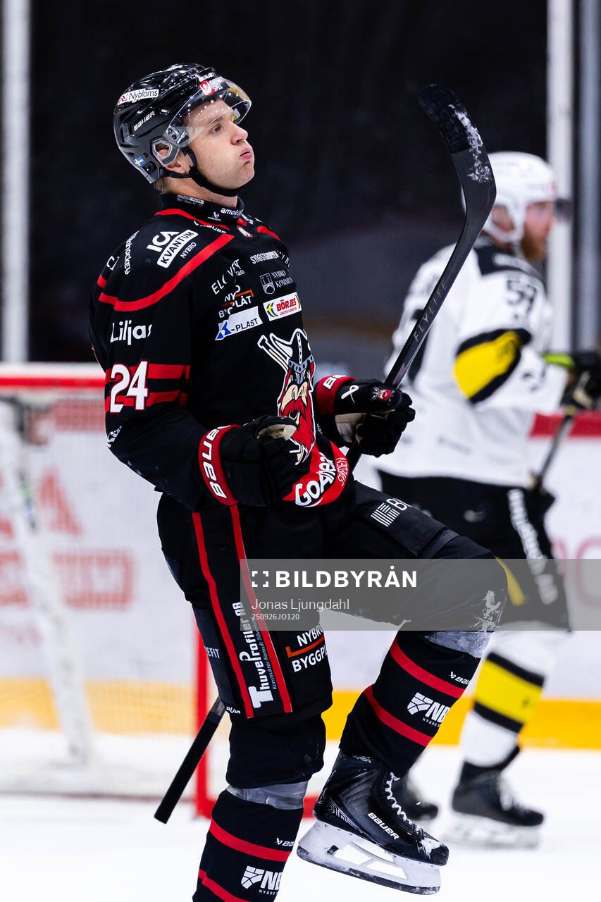 Nybros Hampus Eriksson jublar