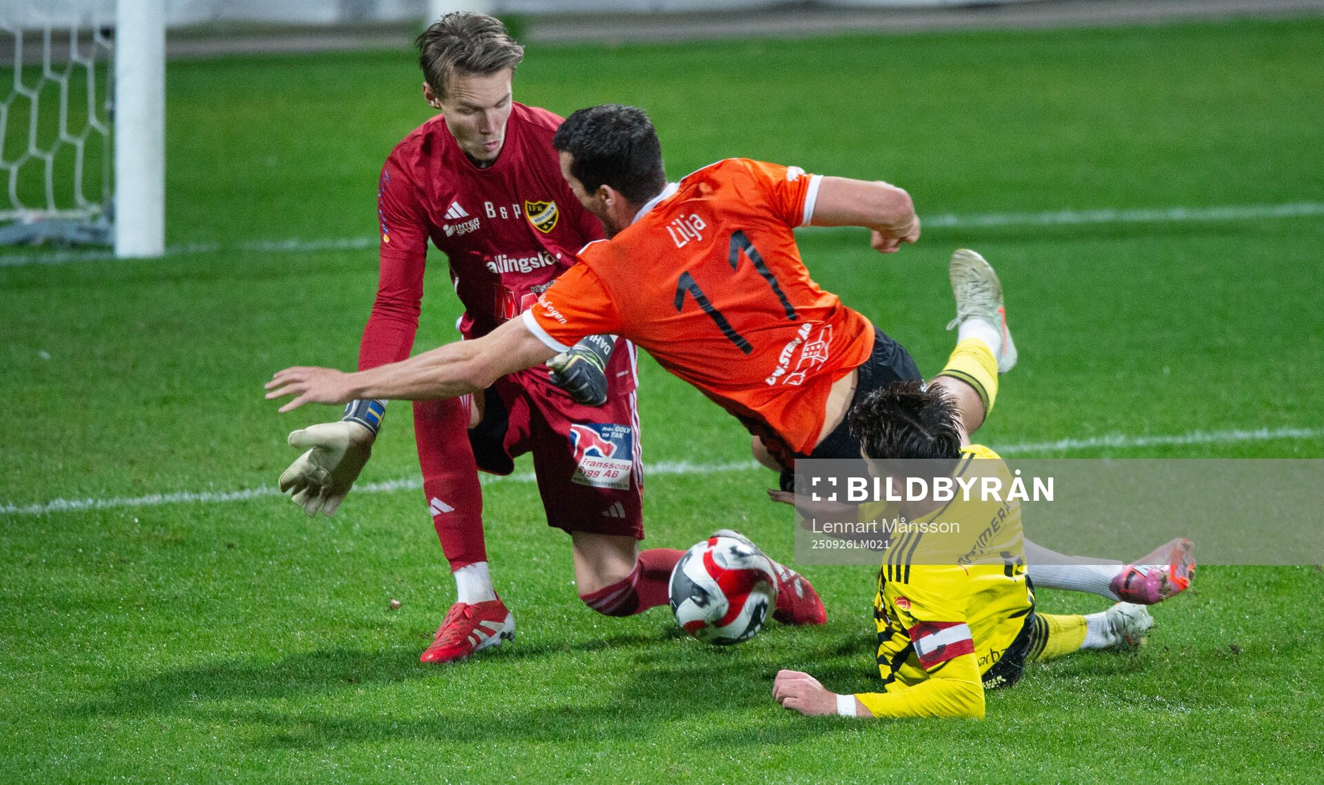 IFK Hässleholms Viktor Ahlgren gör ner Kristianstads
