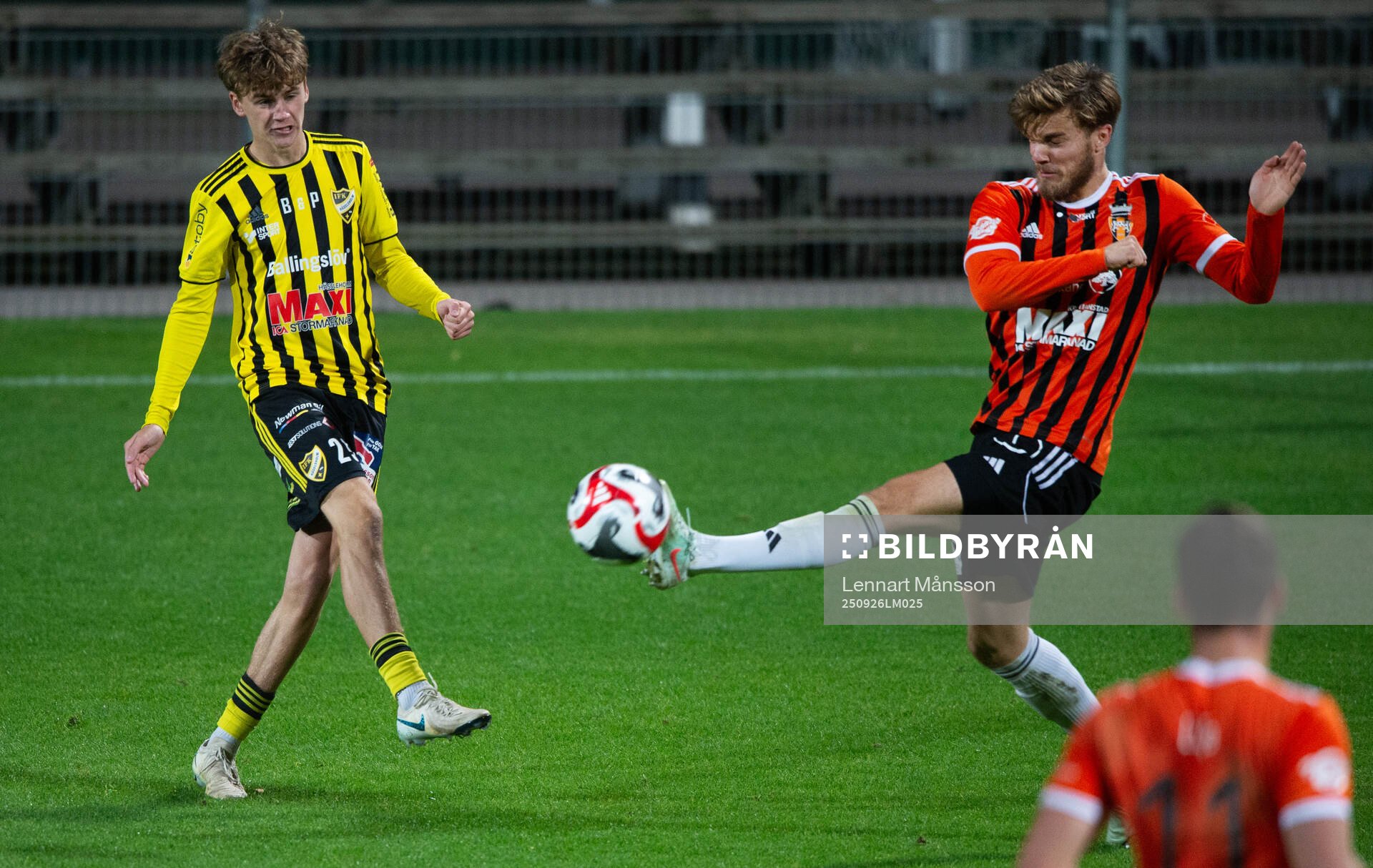 IFK Hässleholms Neo Jakobsson i matchen i division 2