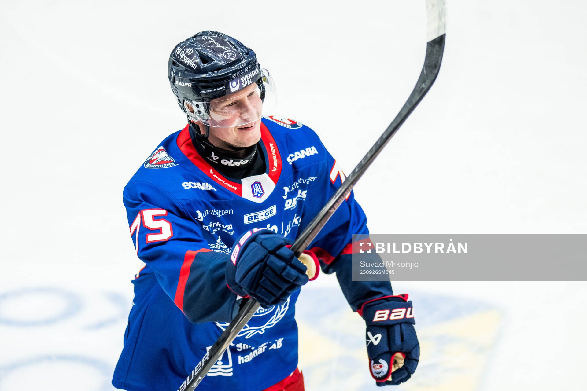 Oskarshamns Teemu Olavi Lepaus jublar