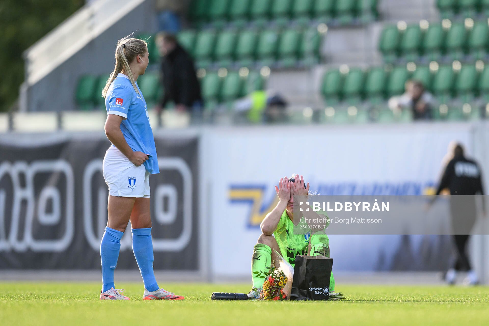 Malmö FFs målvakt Moa Öhman deppar