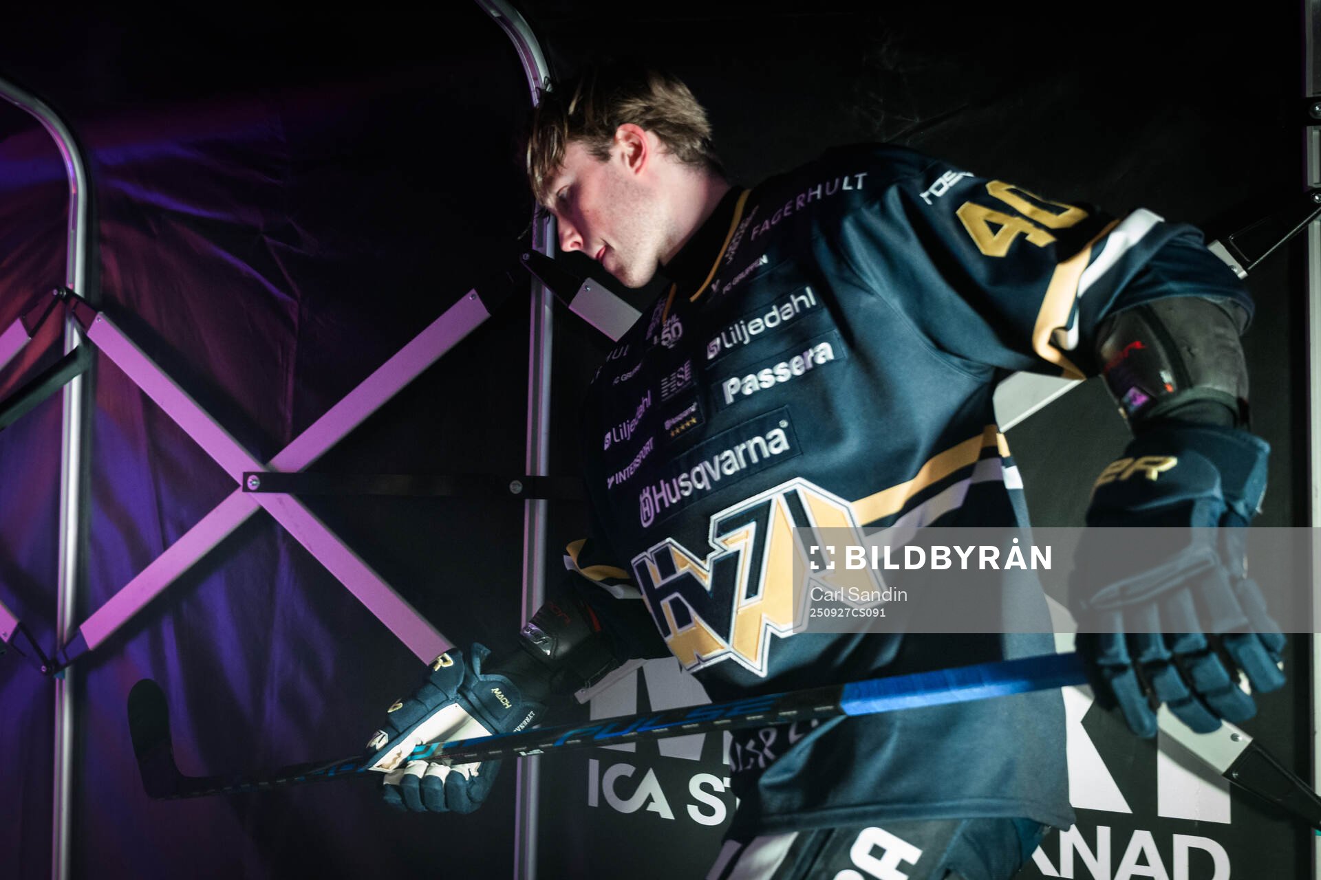 HV71s Oskar Stål-Lyrenäs