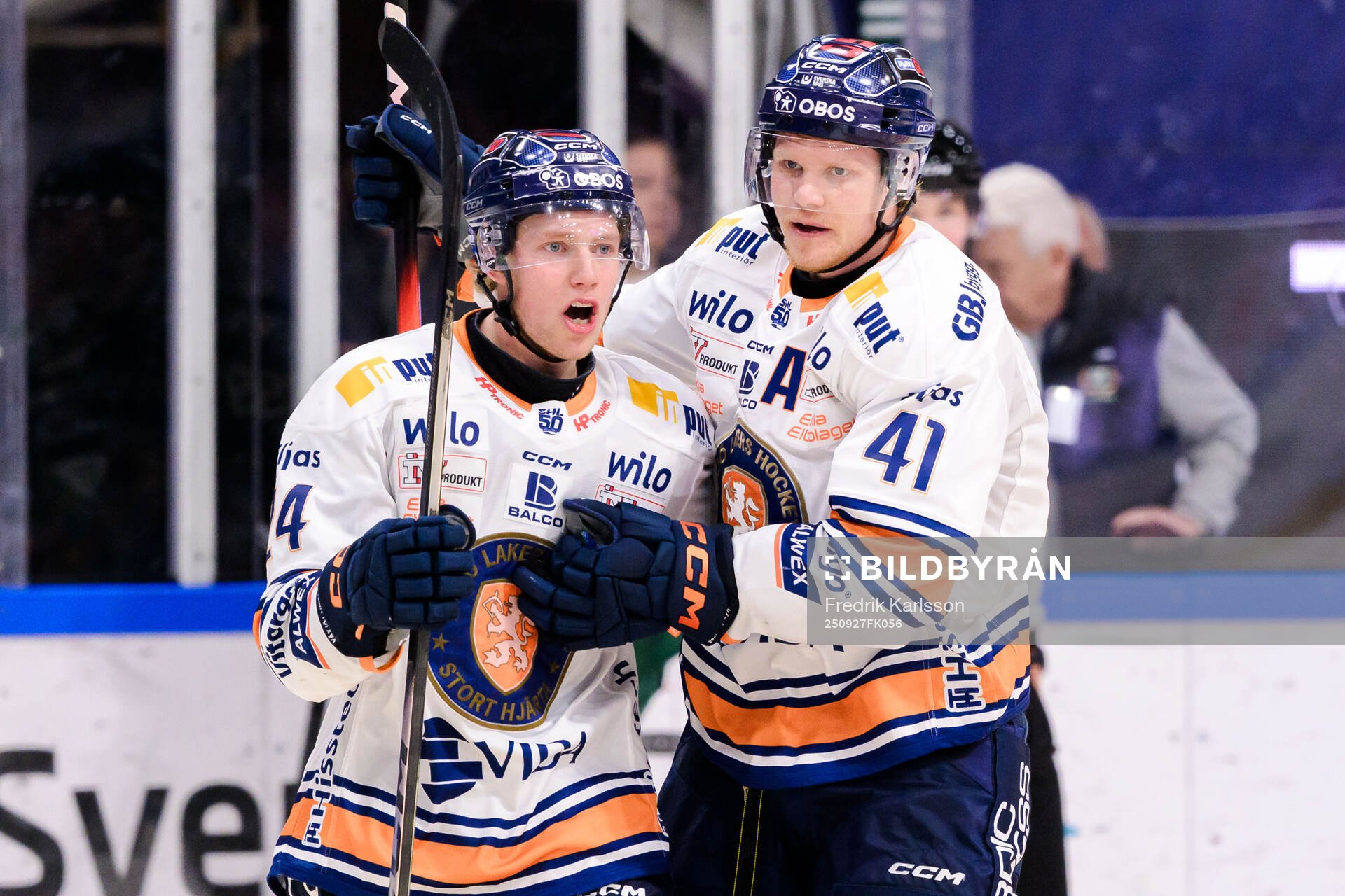 Växjös Ludvig Nilsson jublar med Karl Henriksson jublar