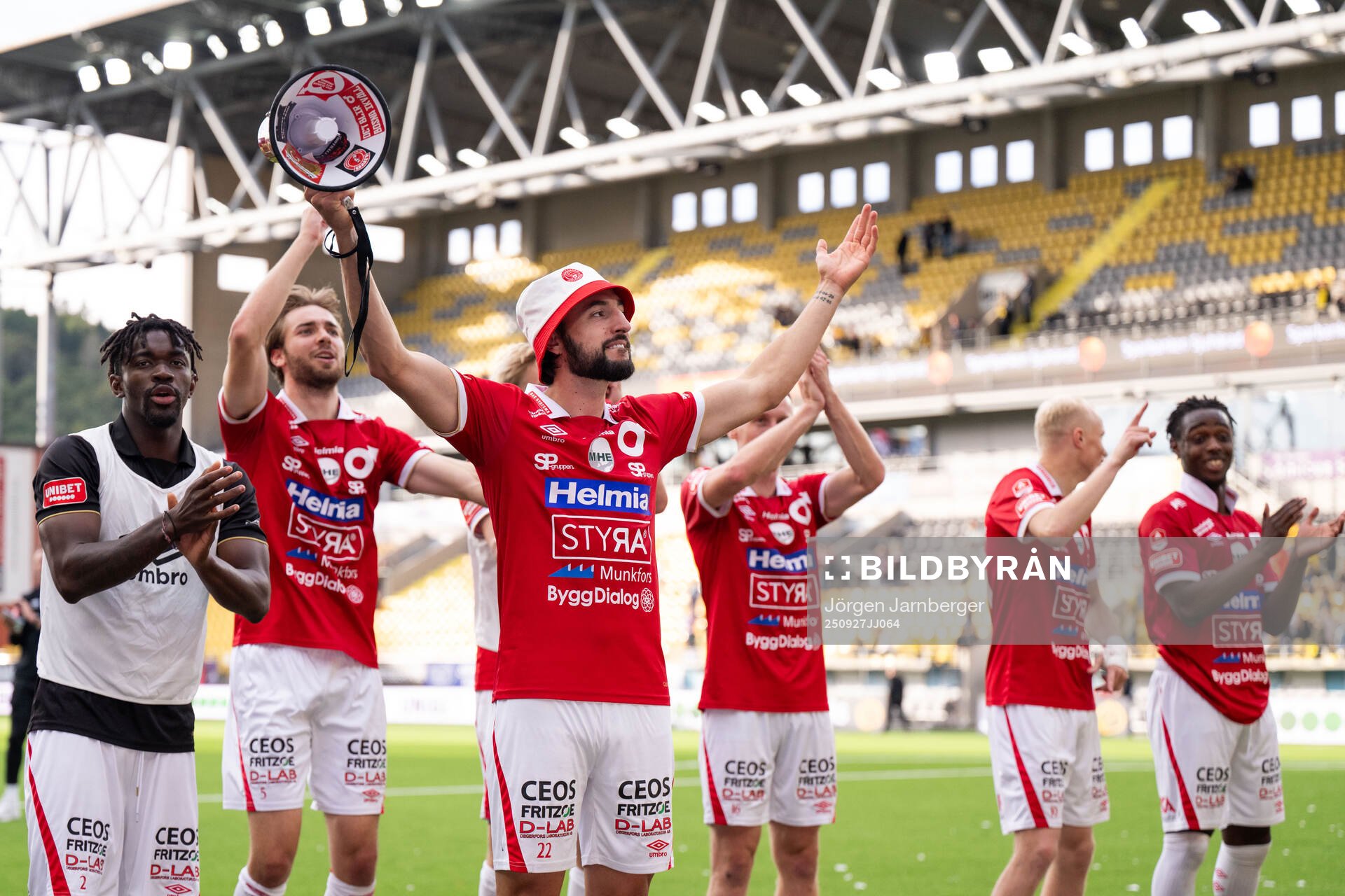 Degerfors Dijan Vukojevic jublar