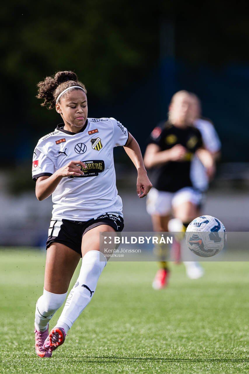 Häckens Felicia Schröder