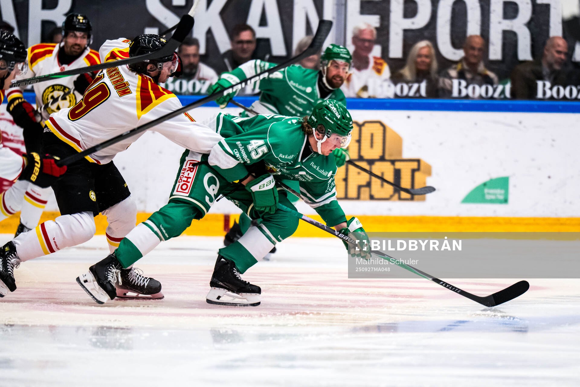 Brynäs Nicklas Bäckström och Rögles Gregor Biber