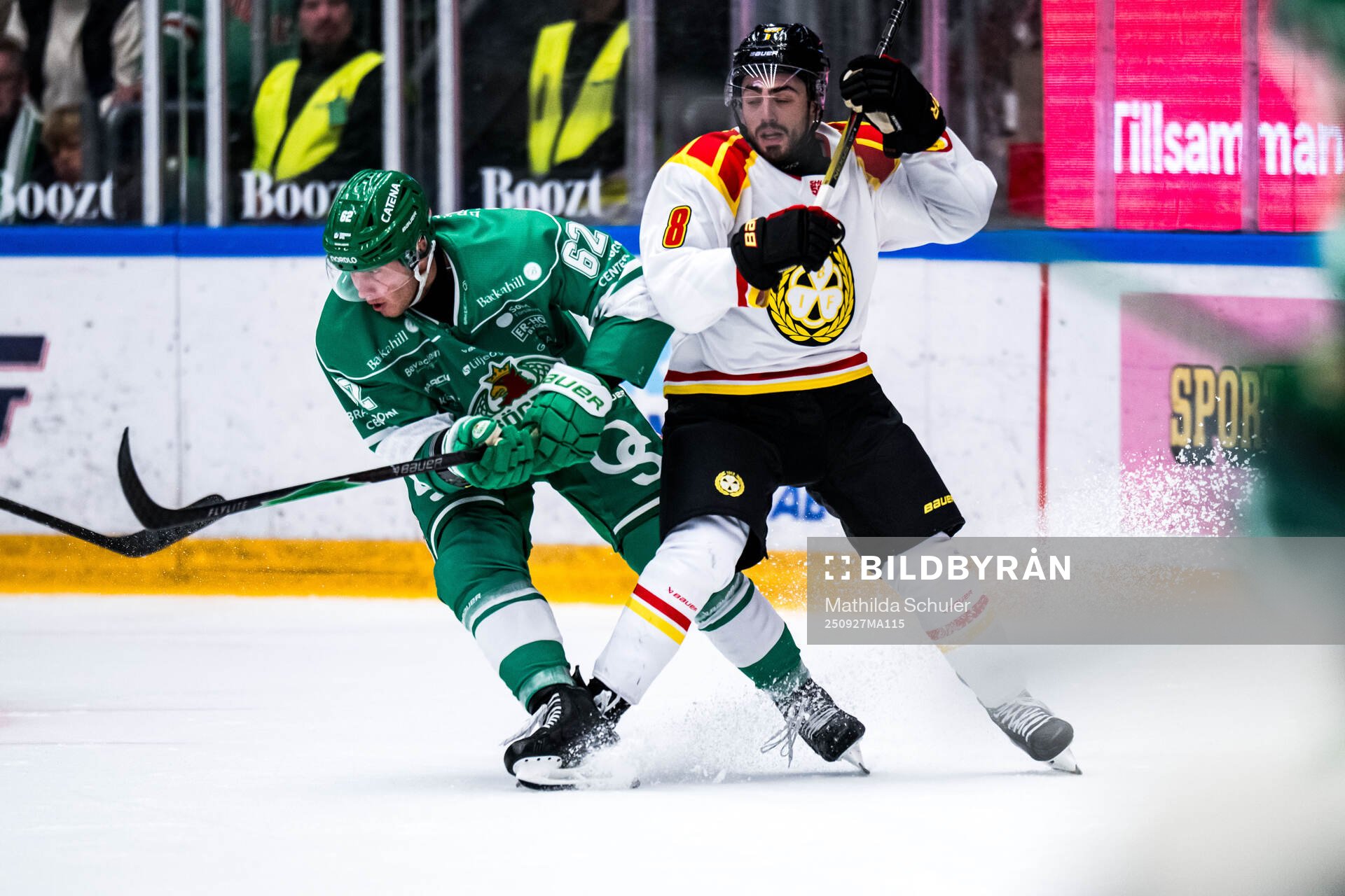 Rögles Lubos Horky och Brynäs Bobby Trivigno