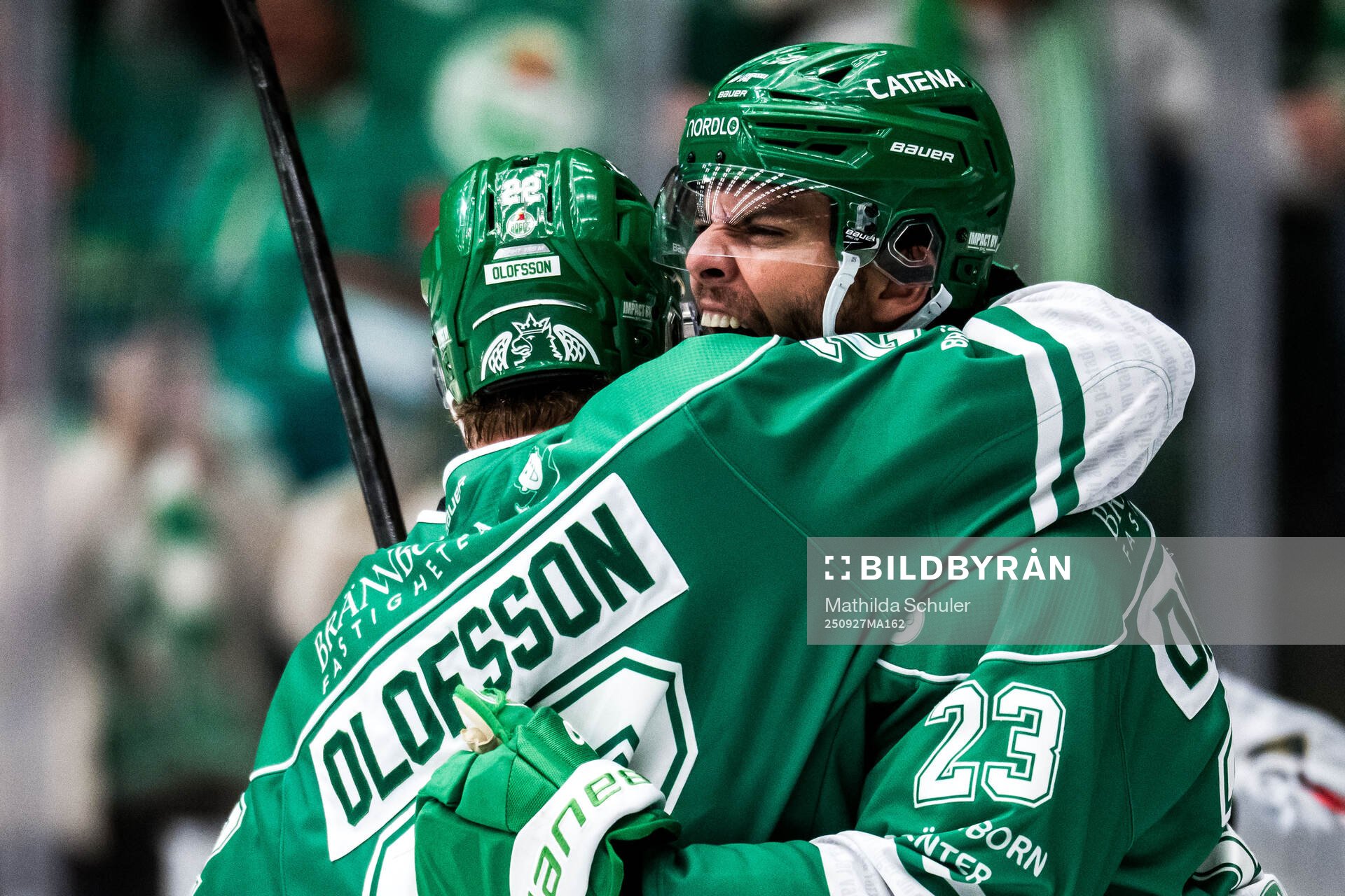 Rögles Josh Dickinson jublar