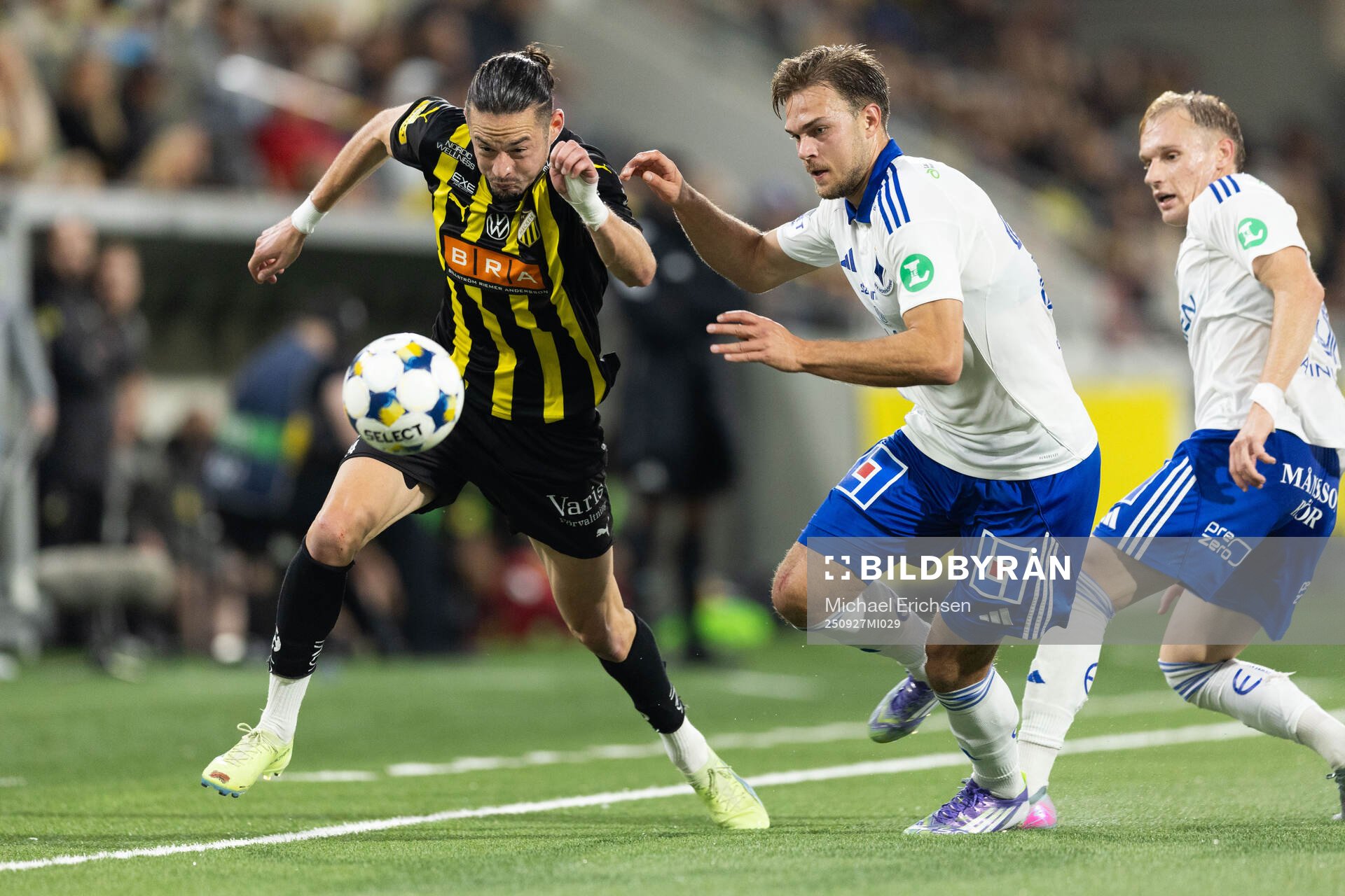 Häckens Amor Layouni och IFK Norrköpings Anton Eriksson