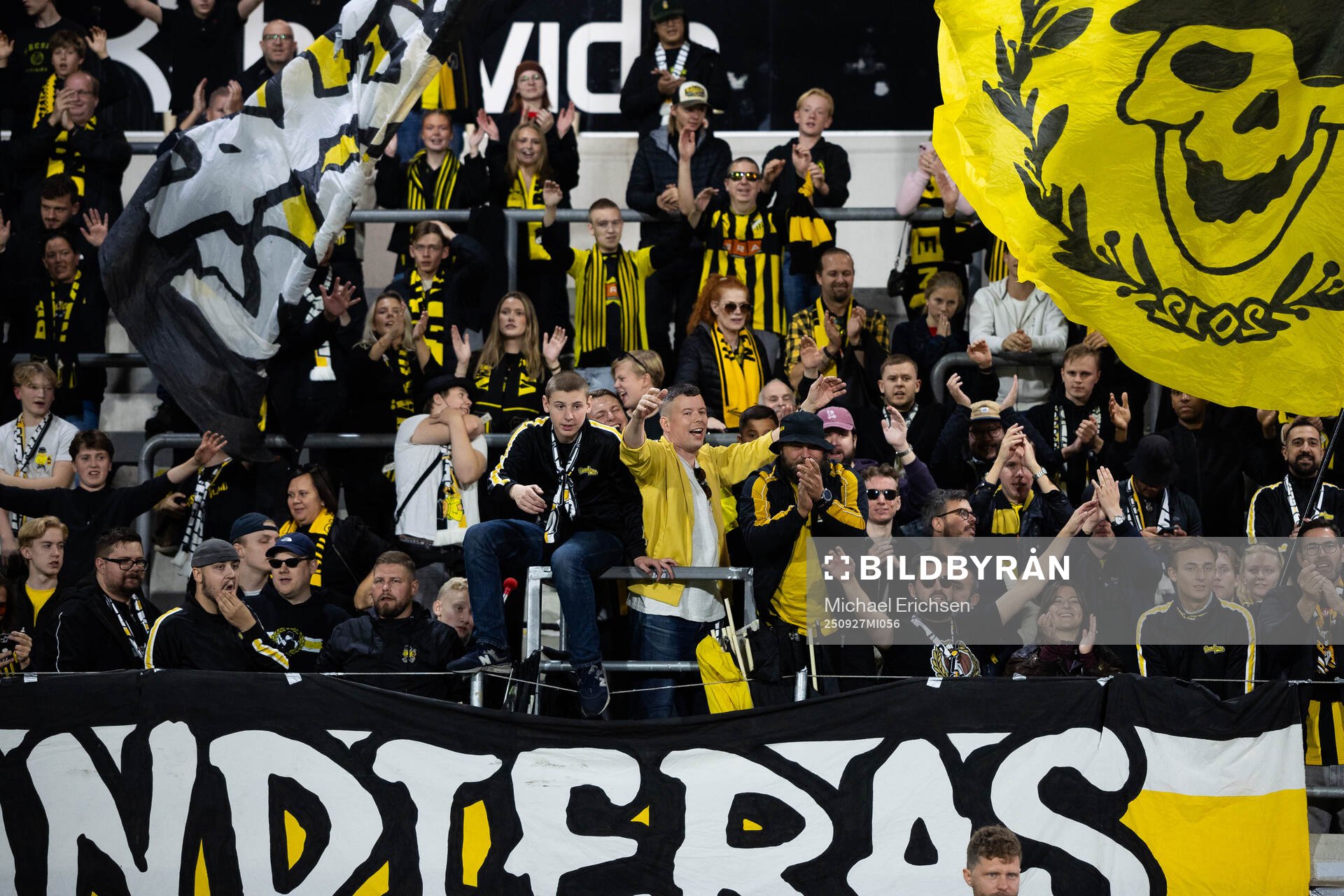 Häckens klack jublar