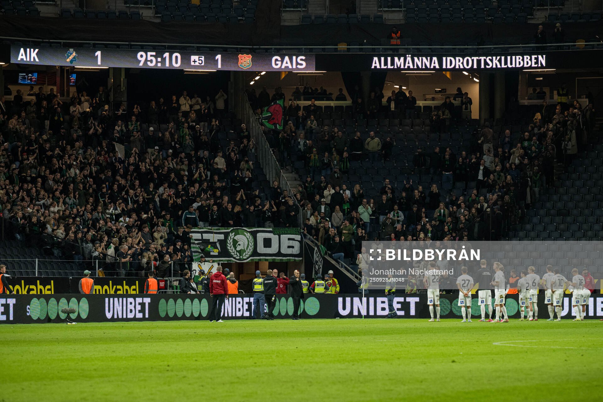 GAIS spelare tackar publiken