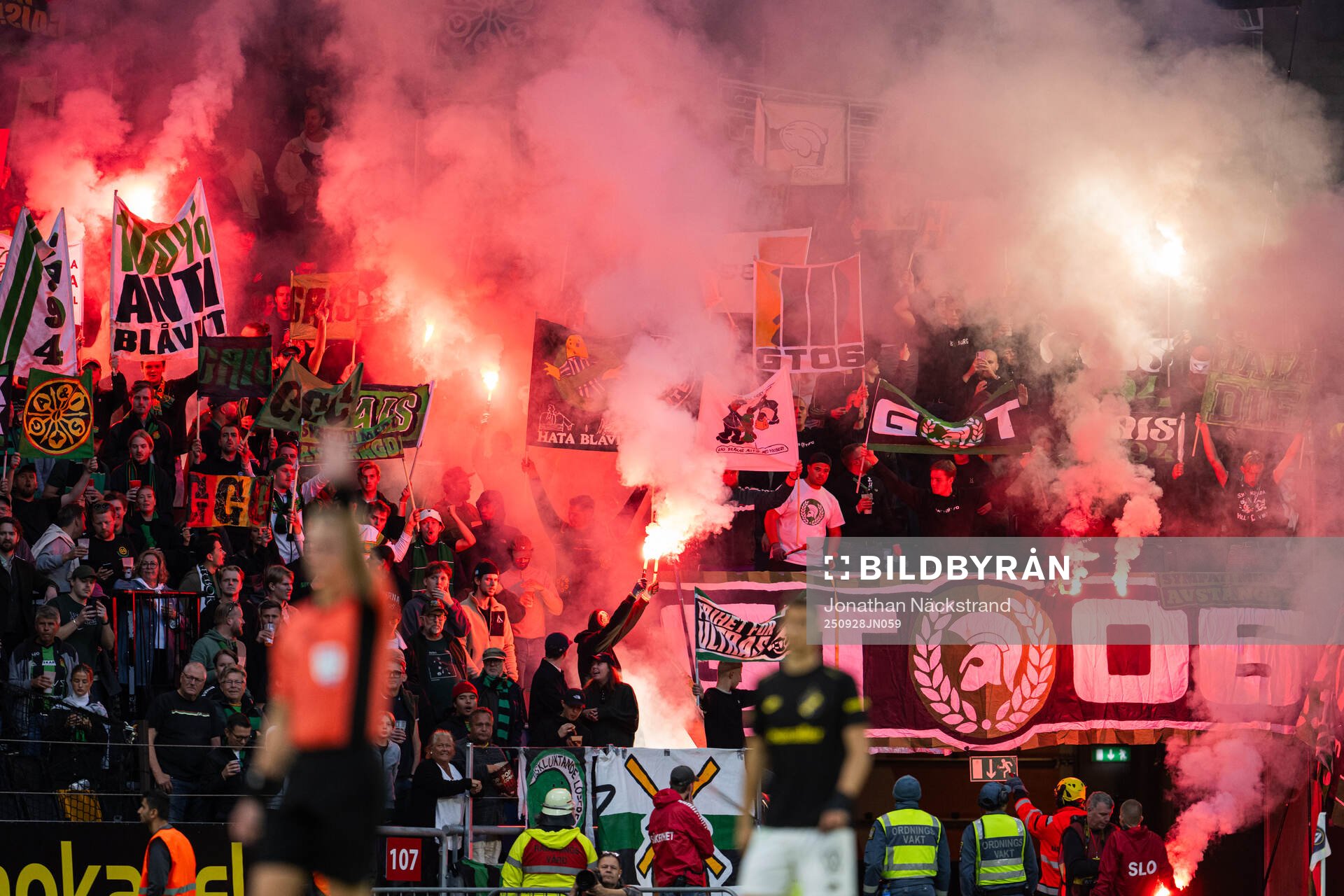 GAIS supportrar med bengaler