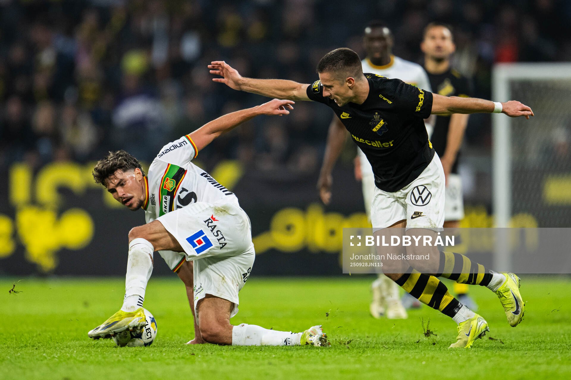 GAIS William Milovanovic och AIKs Dino Besirovic