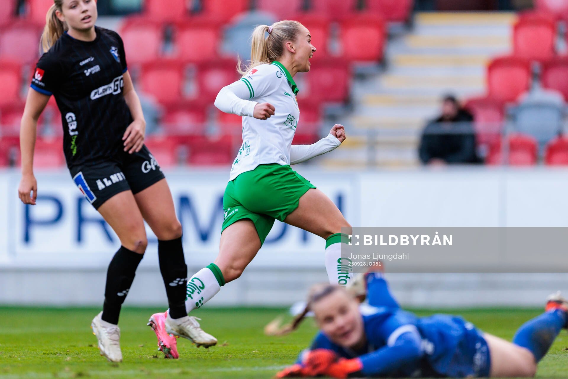 Hammarbys Anna Jøsendal jublar