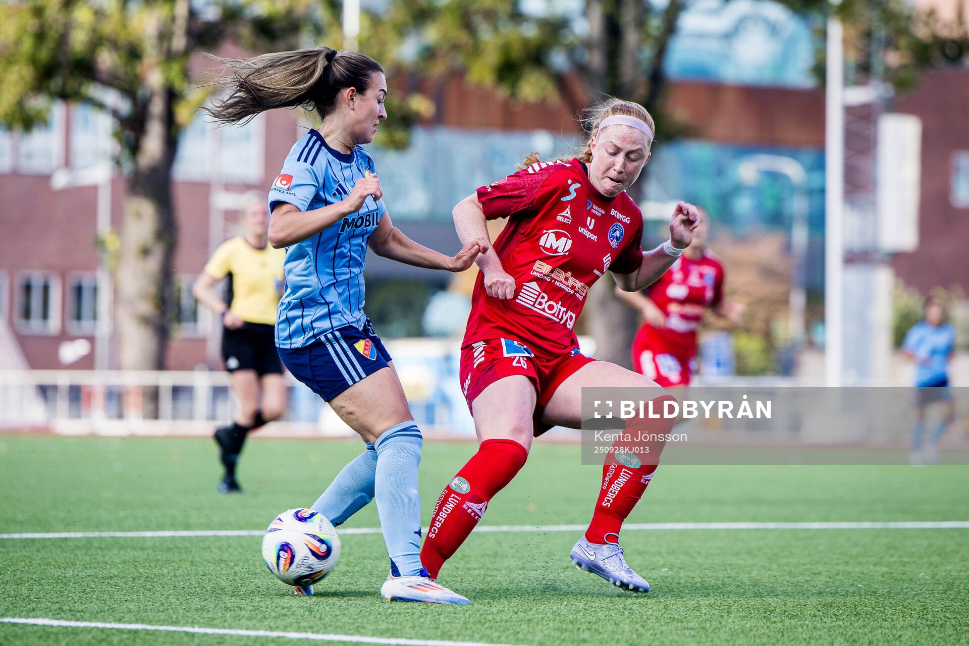 Djurgårdens Lucia Duras och Linköpings Moira Kelley