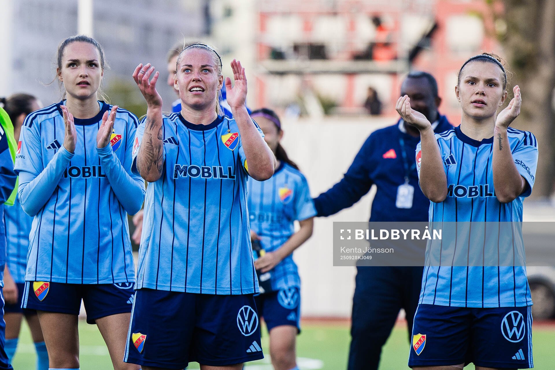 Djurgårdens Selma Larsen Svendsen, Therese Åsland och