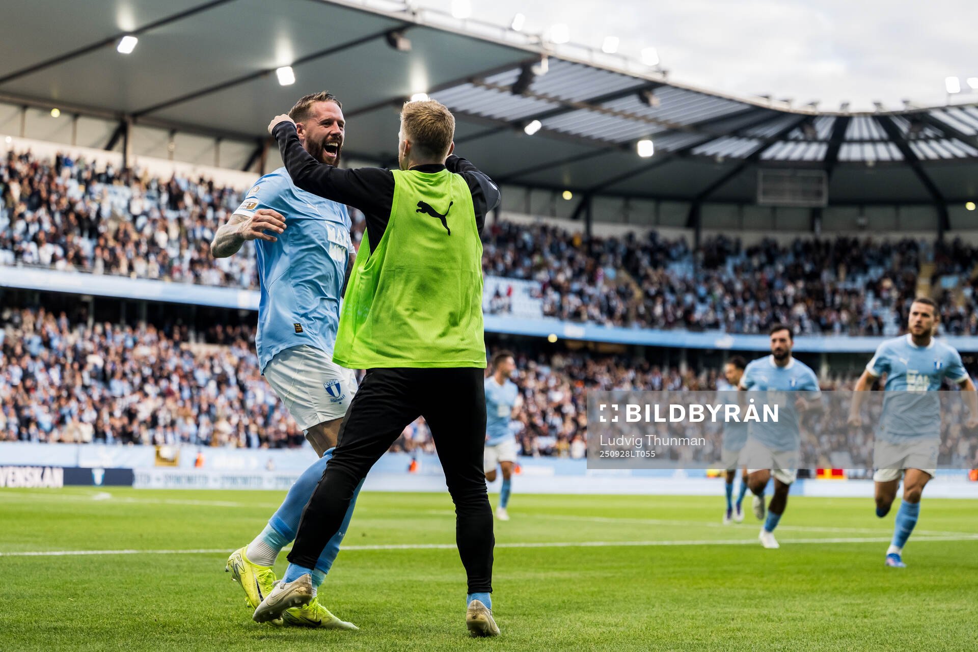 Malmö FFs Pontus Jansson och Anders Christiansen jublar