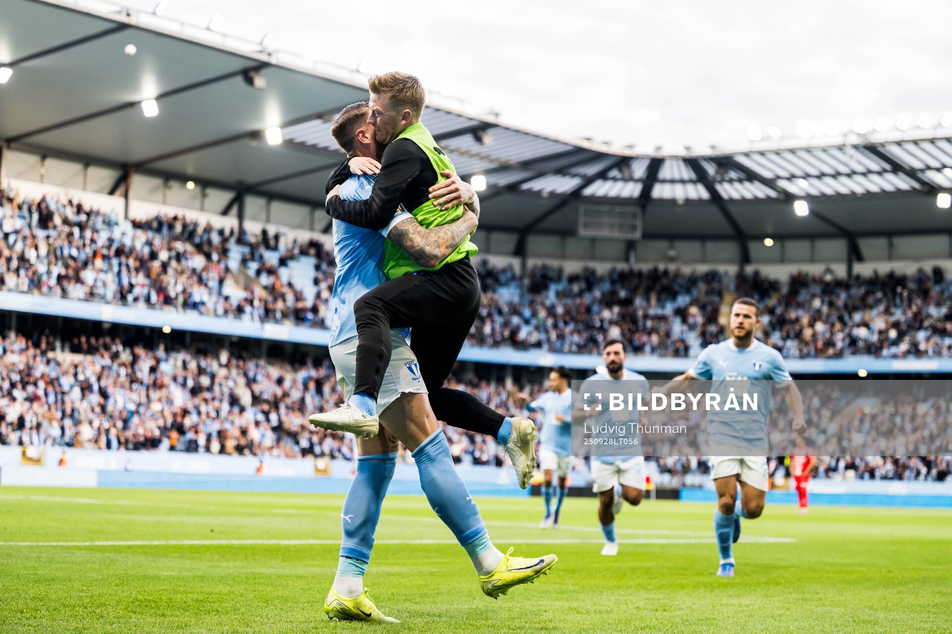 Malmö FFs Pontus Jansson och Anders Christiansen jublar