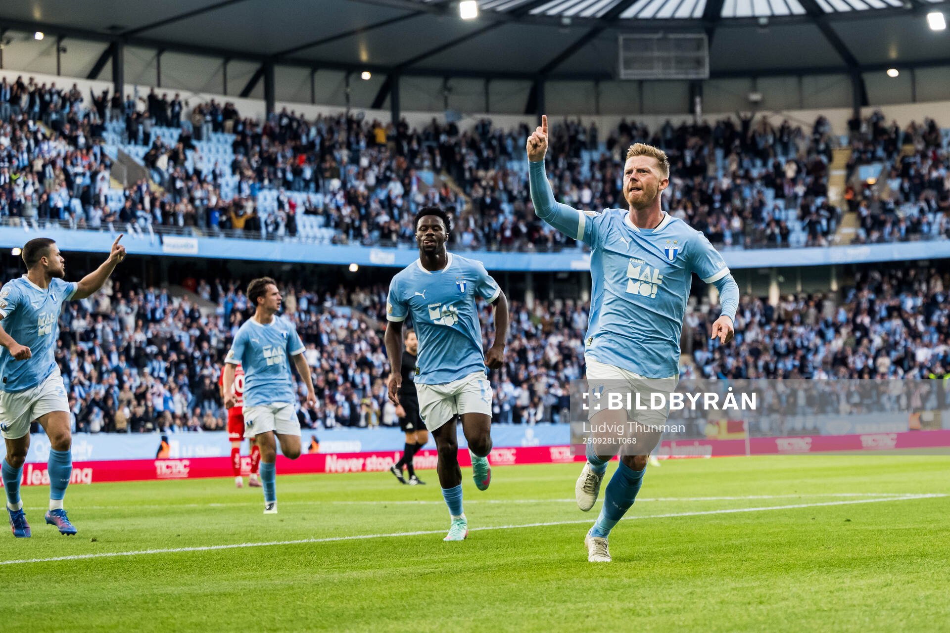 Malmö FFs Anders Christiansen jublar