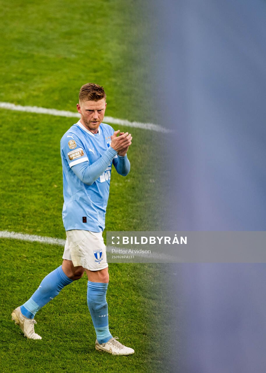 Malmö FFs Anders Christiansen tackar publiken