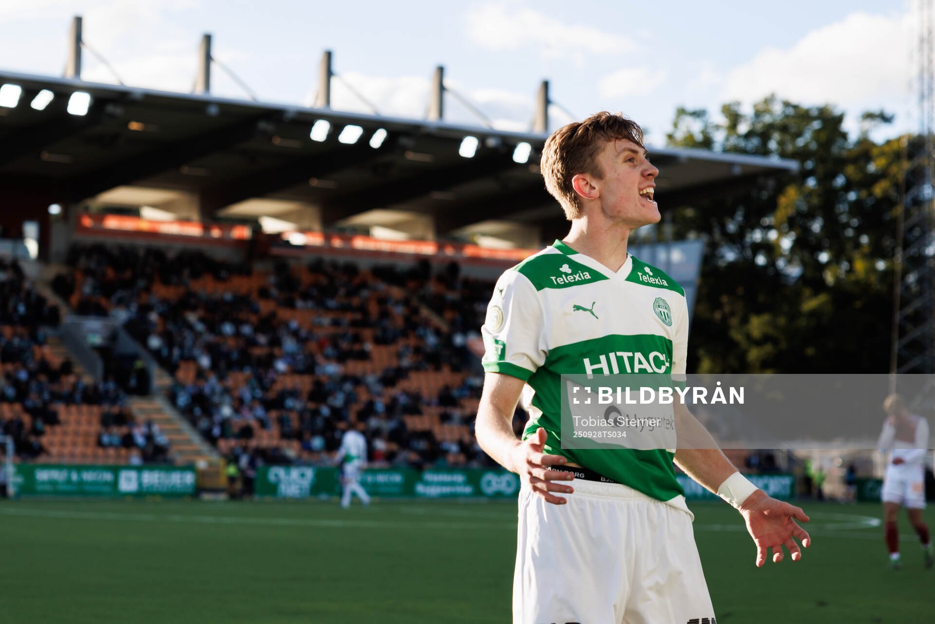 Västerås Karl Gunnarsson jublar