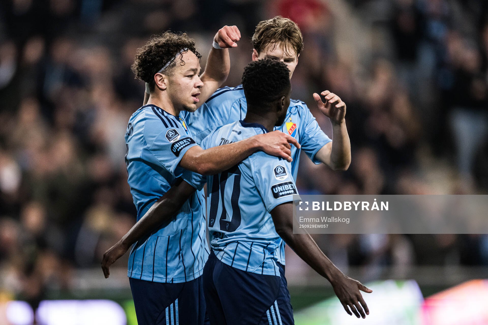 Djurgårdens Mikael Anderson, Tokmac Nguen och August