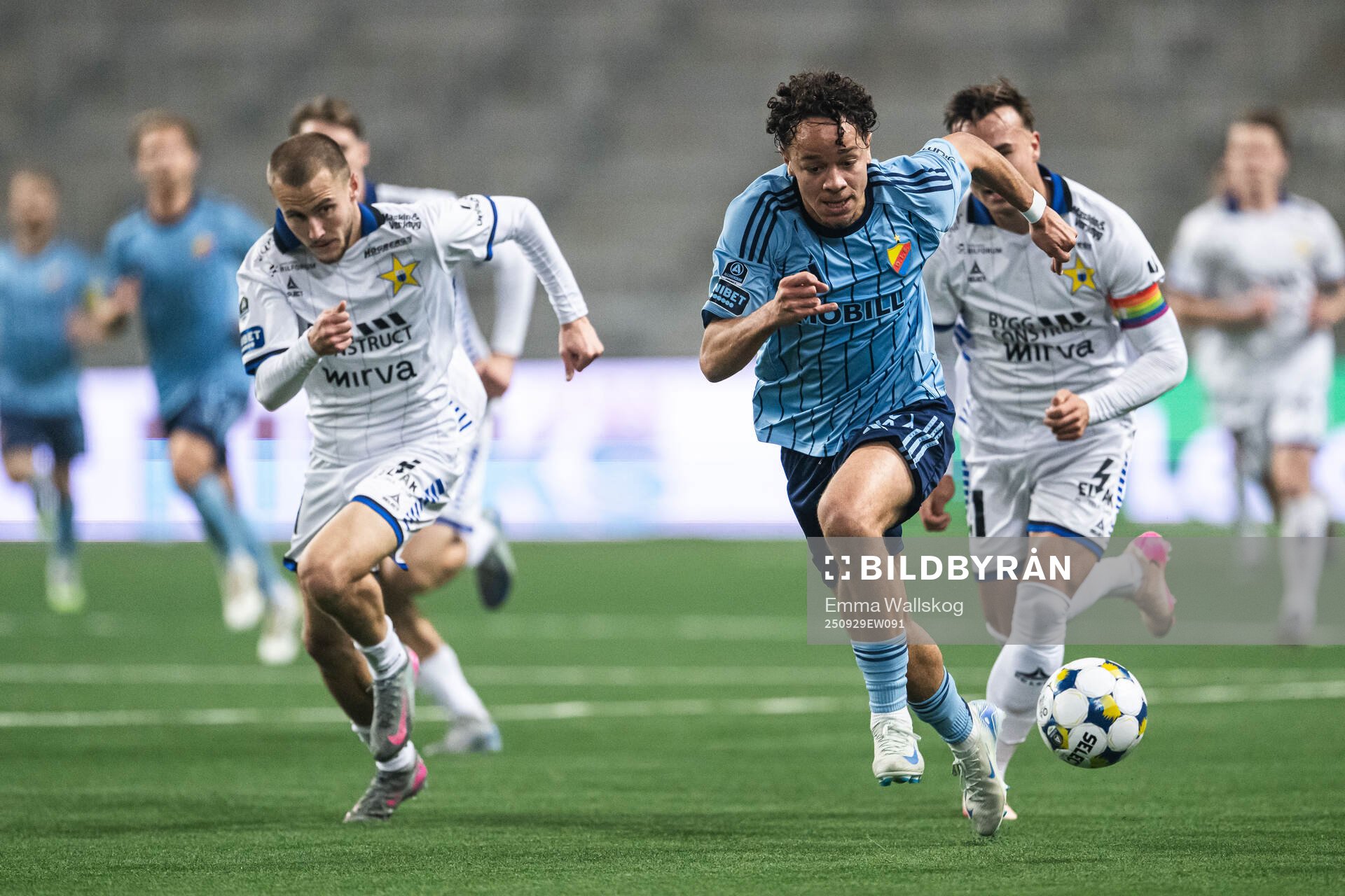 Sirius Melker Heier och Djurgårdens Mikael Anderson