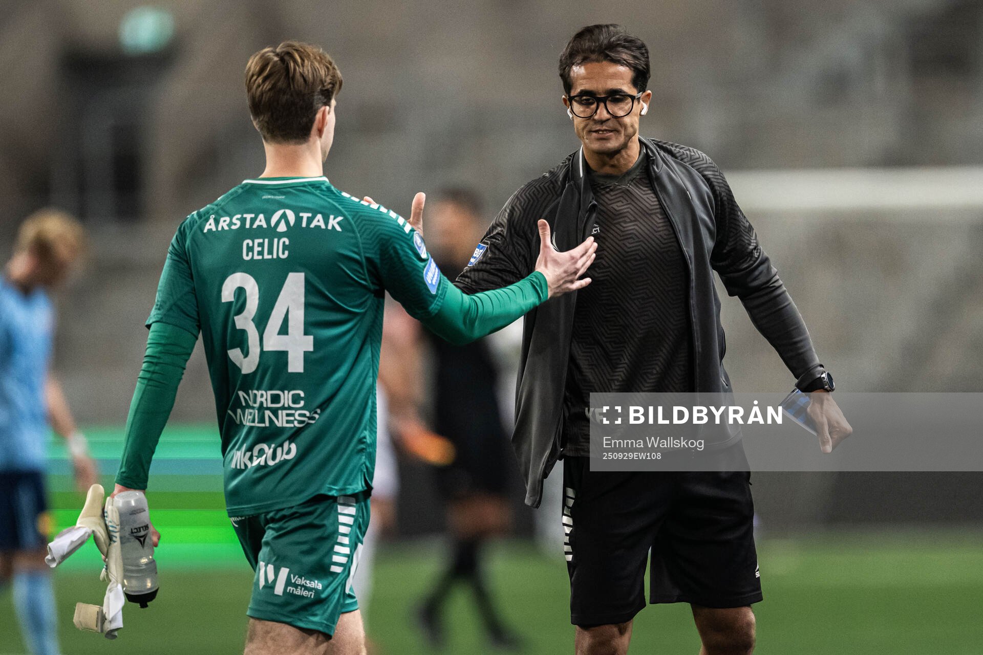 Sirius målvakt David Celic med målvaktstränare Karim