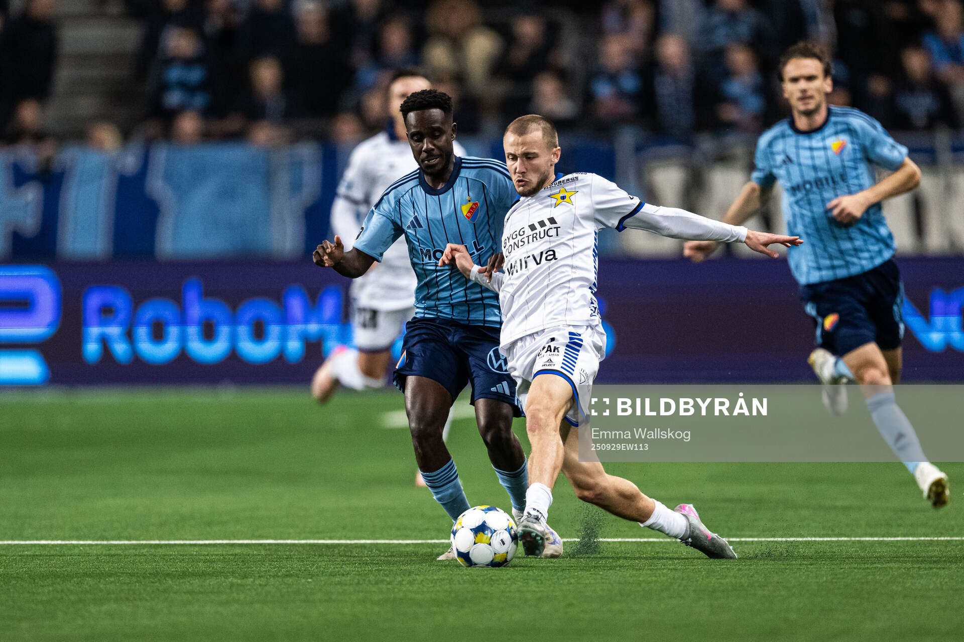 Djurgårdens Tokmac Nguen och Sirius Melker Heier