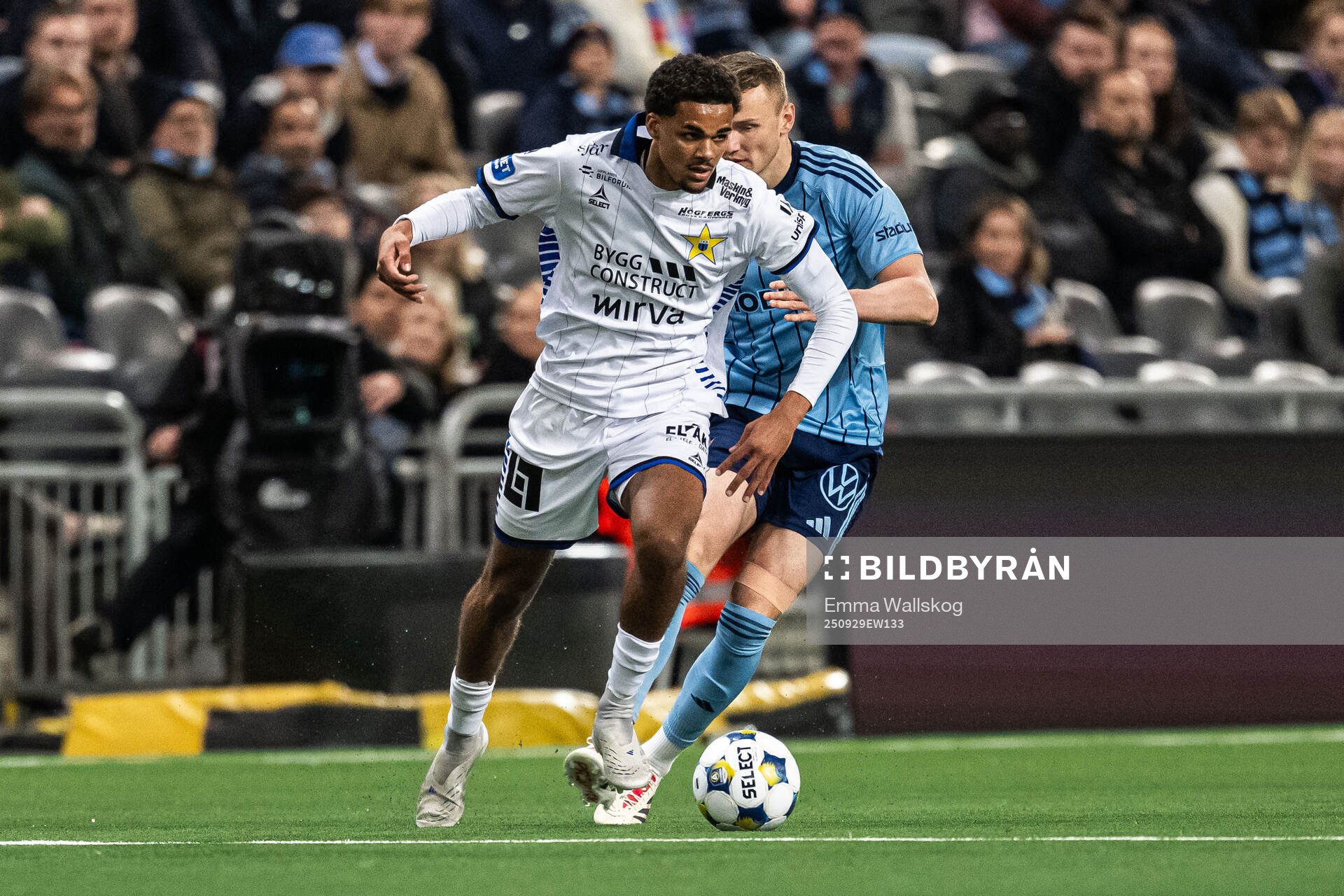 Sirius Matthias Nartey och Djurgårdens Piotr Johansson
