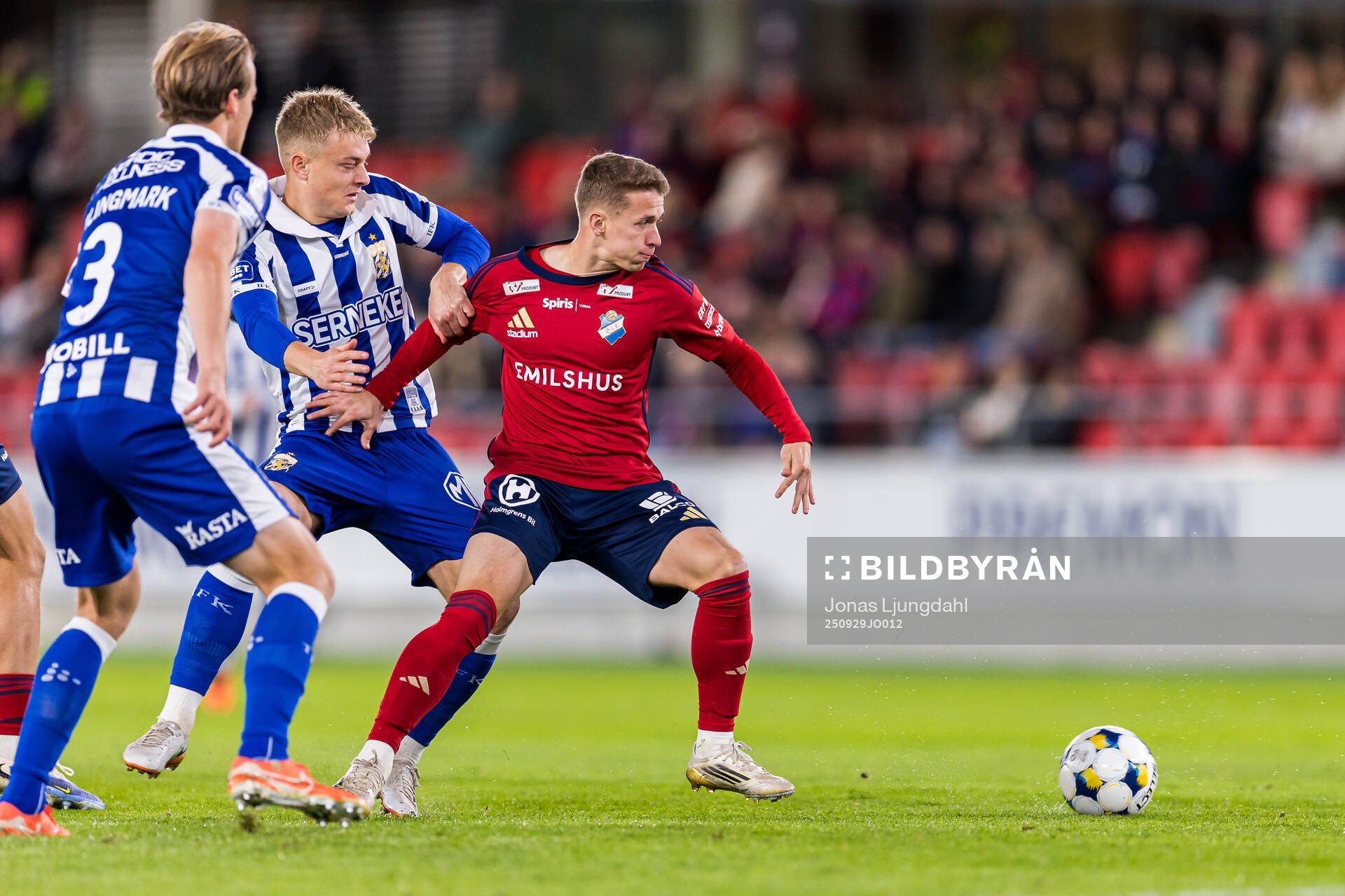 IFK Göteborgs David Kruse och Östers Anssi Suhonen
